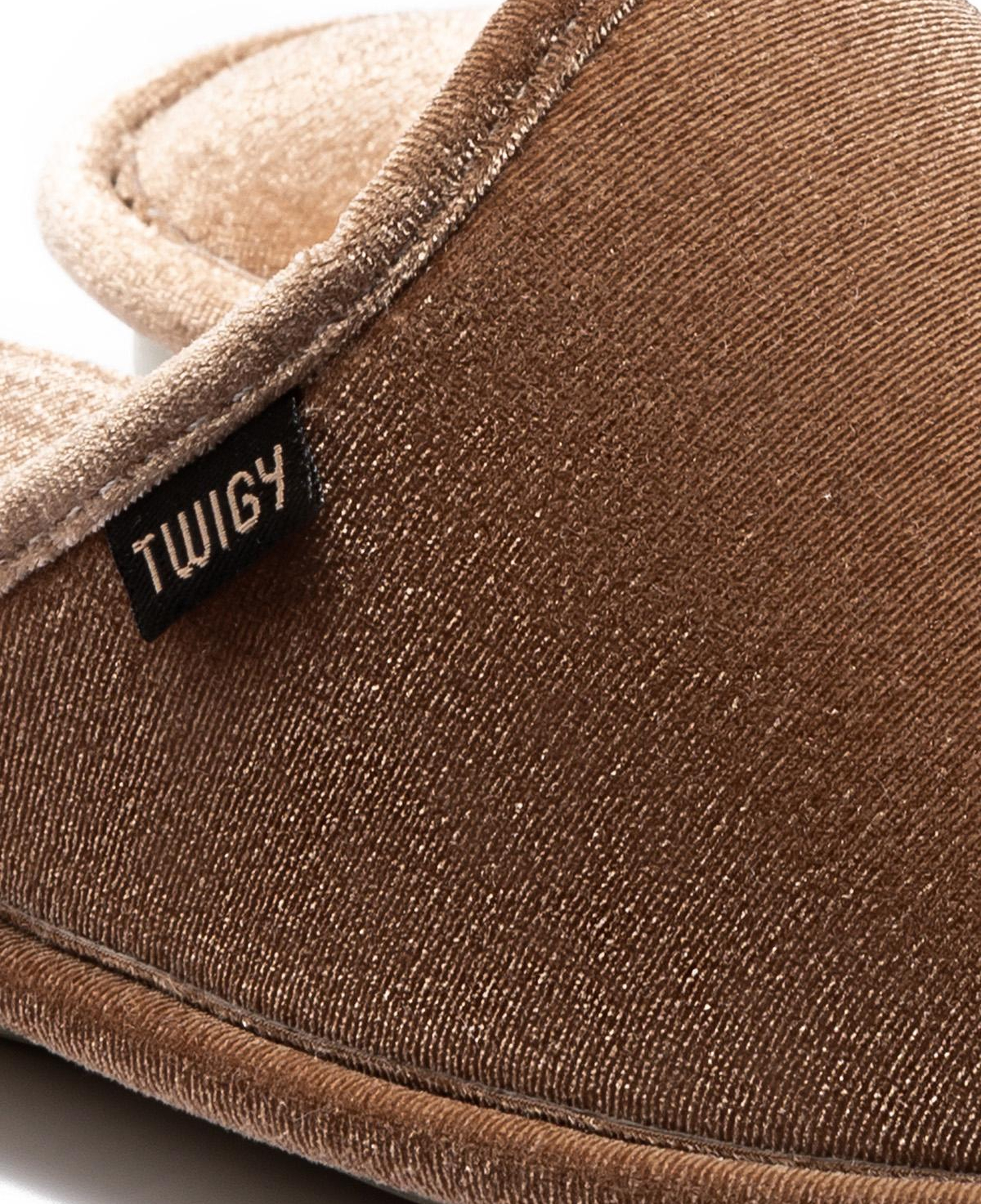 Ahu Kadın, Garson Boy Ev Terliği Bej 36/41