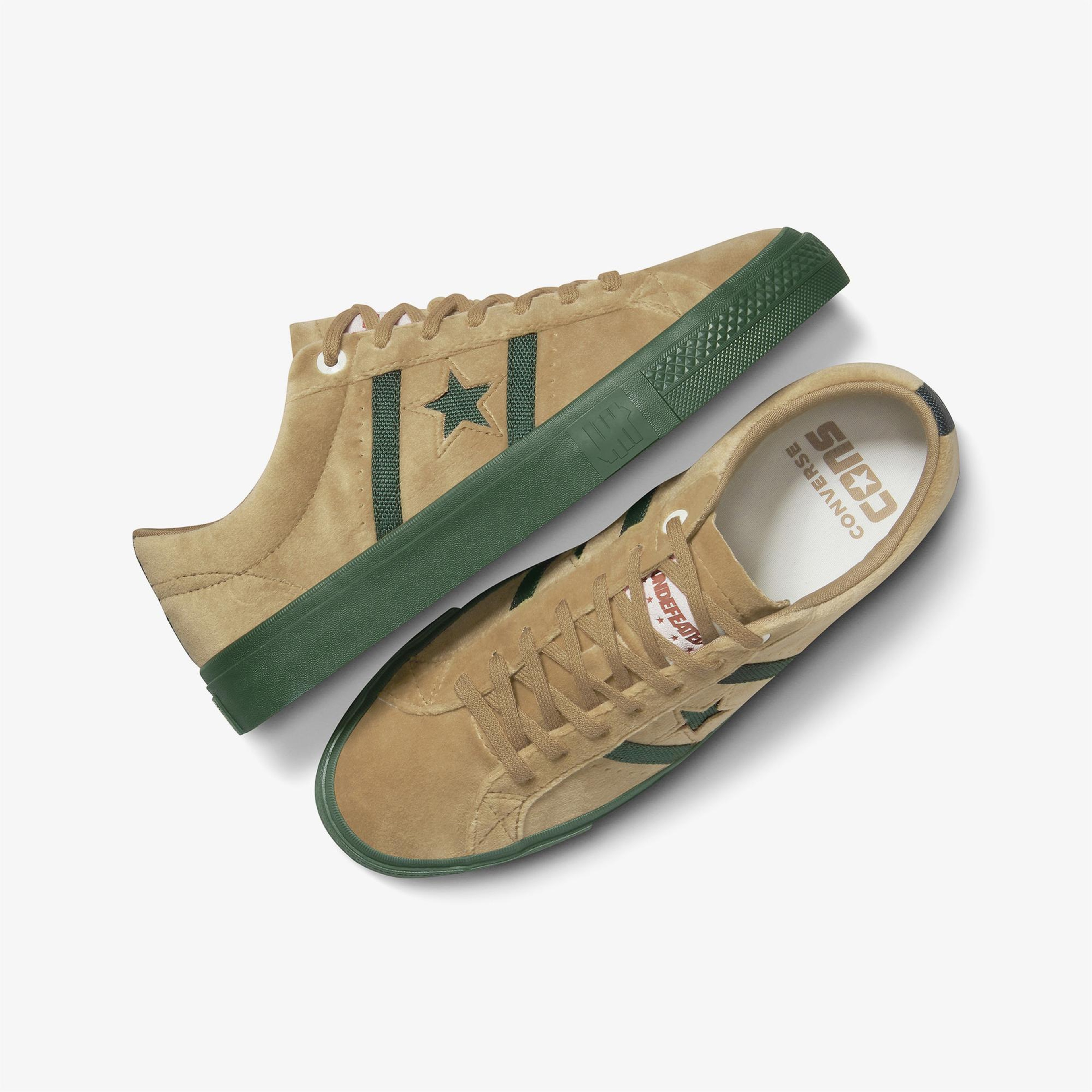 Converse x UNDEFEATED One Star Academy Pro Unisex Krem Sneaker