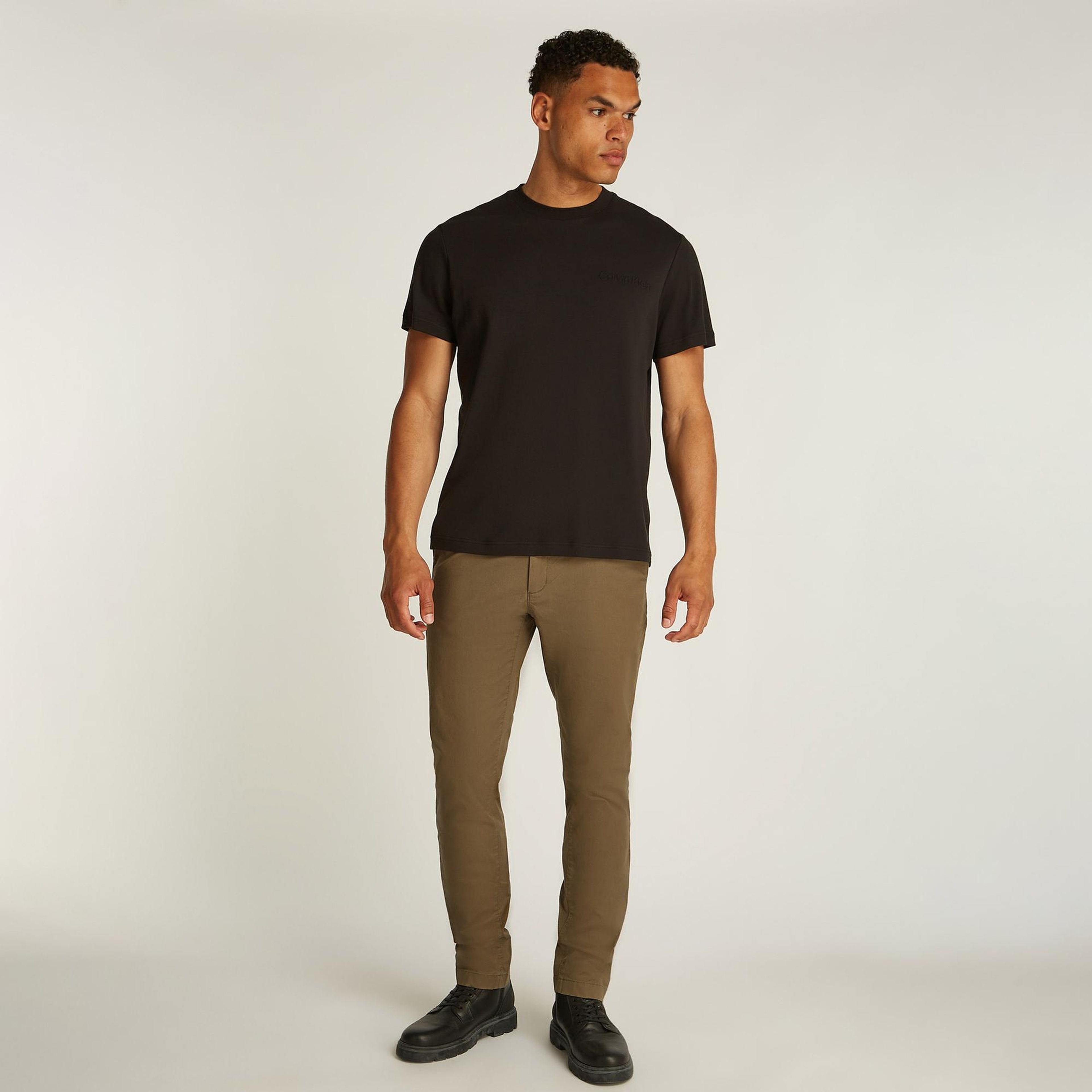 Calvin Klein Embossed Logo Erkek Siyah T-Shirt
