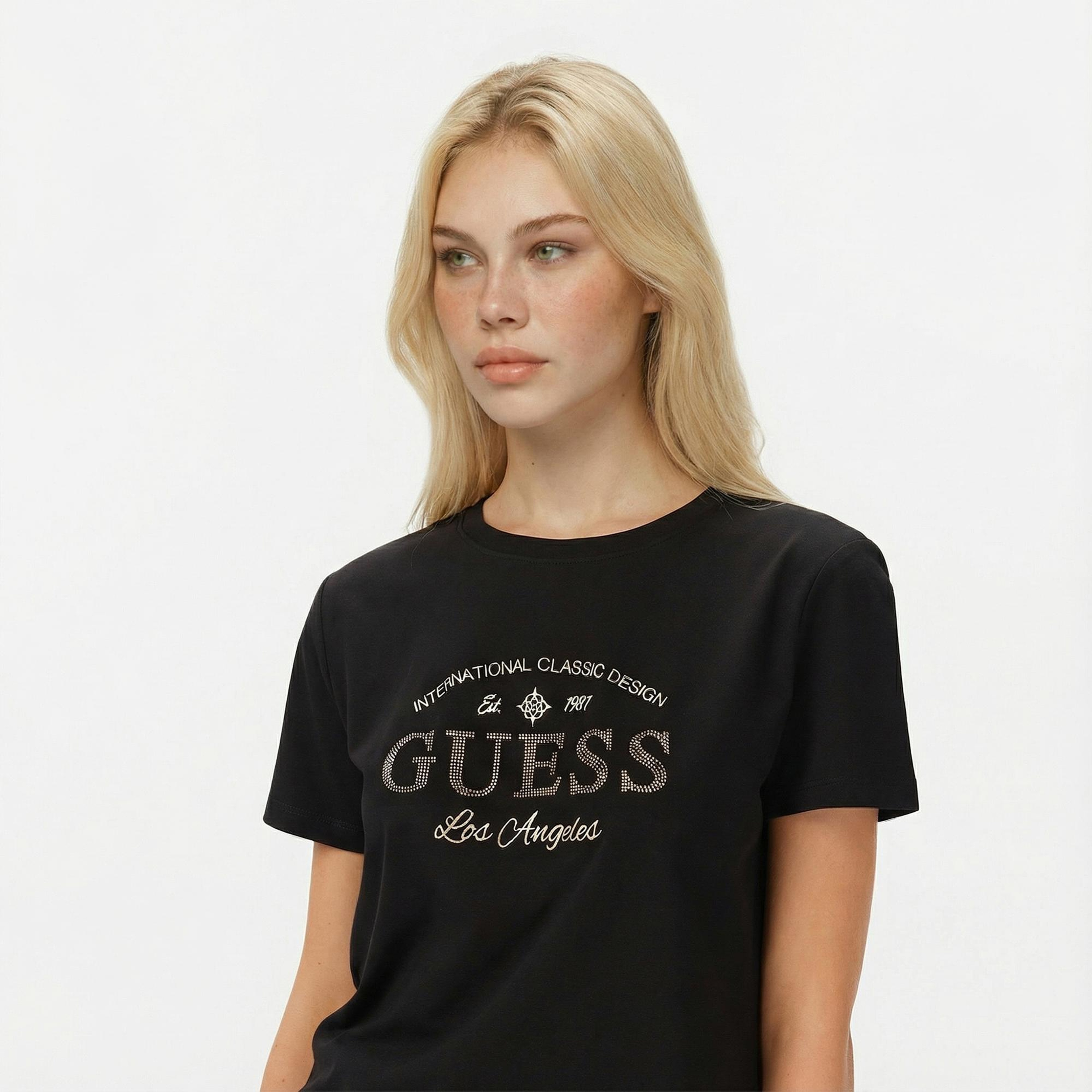 Guess Marina Slim Fit Kadın Siyah T-Shirt