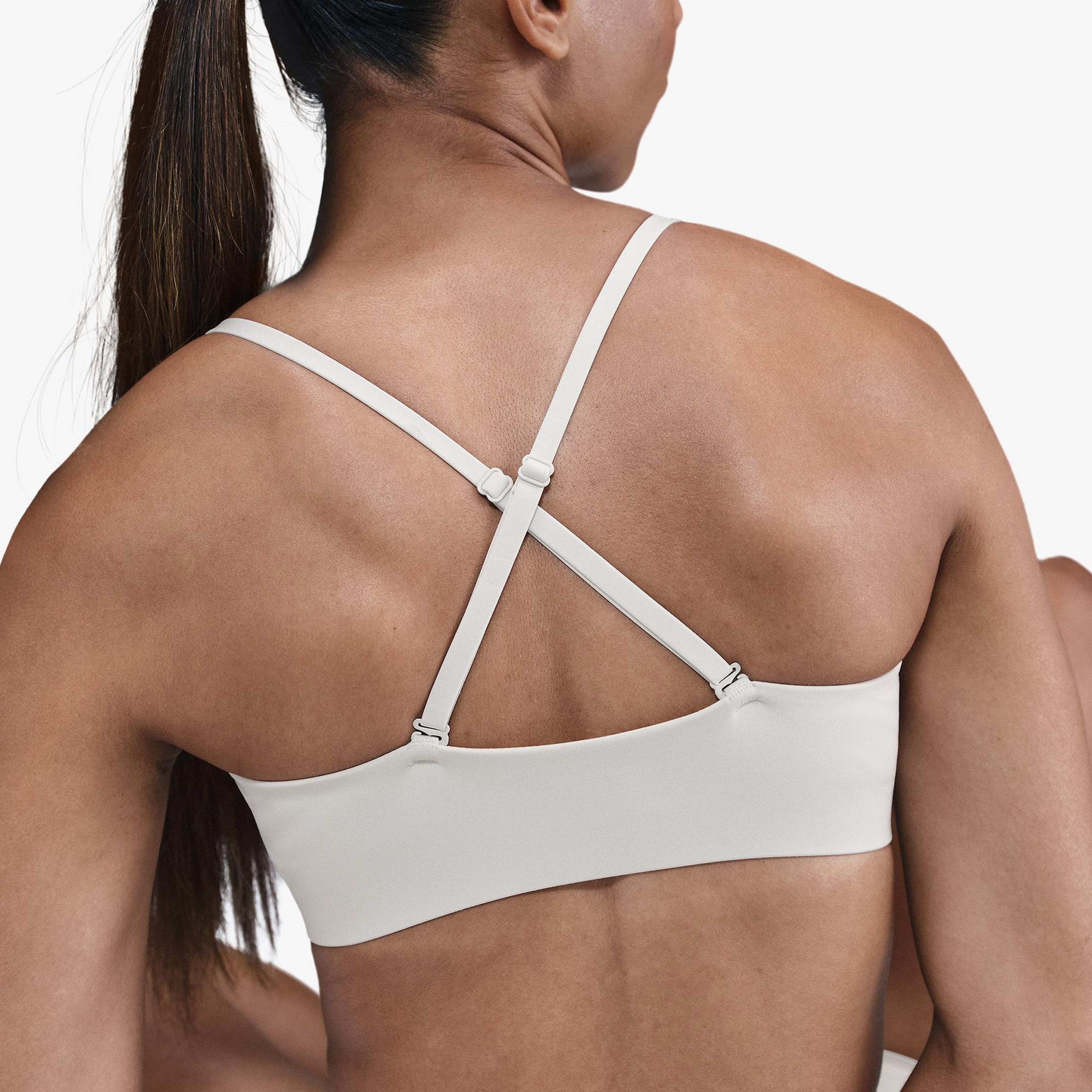 Nike Dri-Fit Form Kadın Beyaz Bra