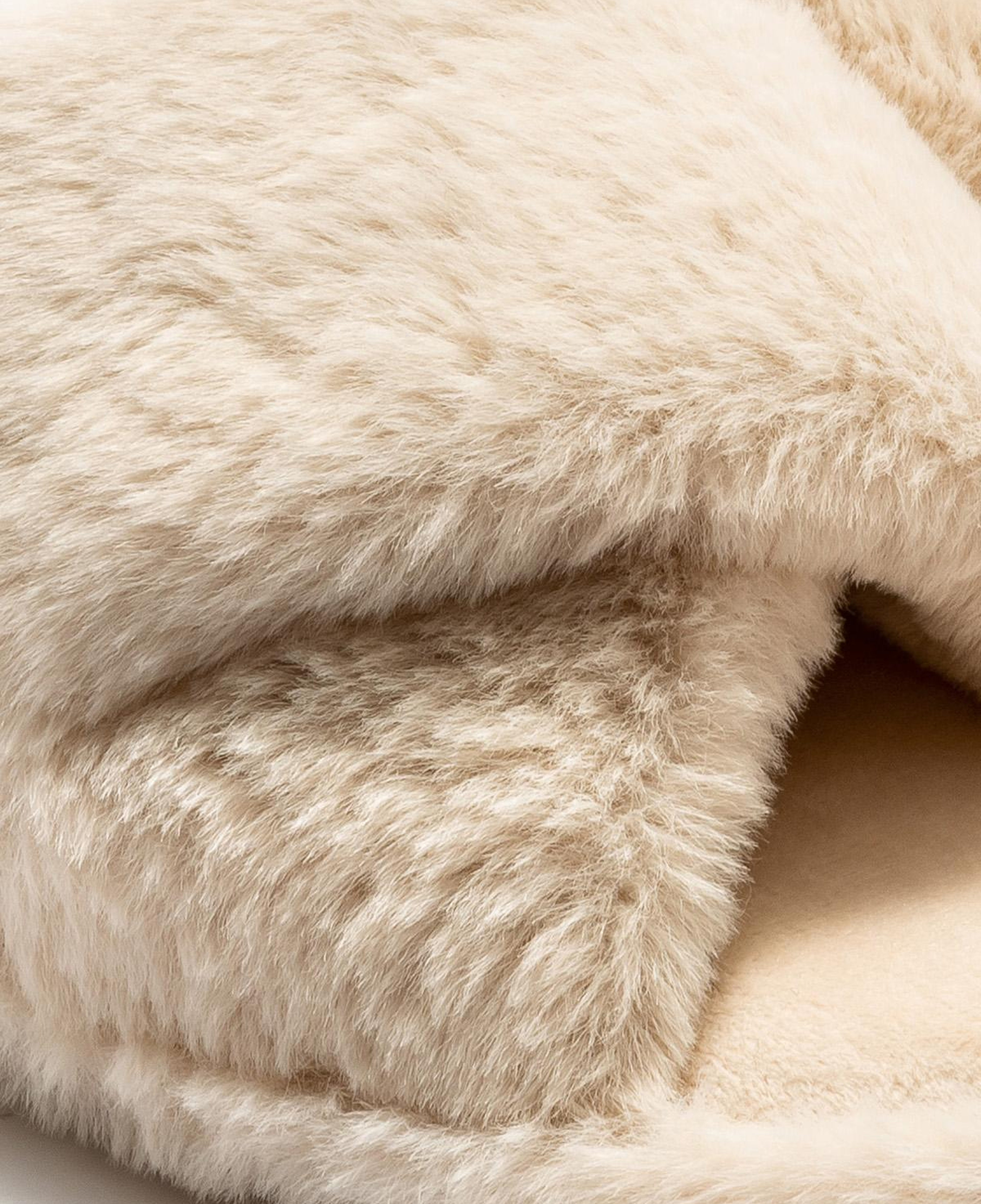 Çapraz Peluş Kadın Ev Terliği Bej 36/41