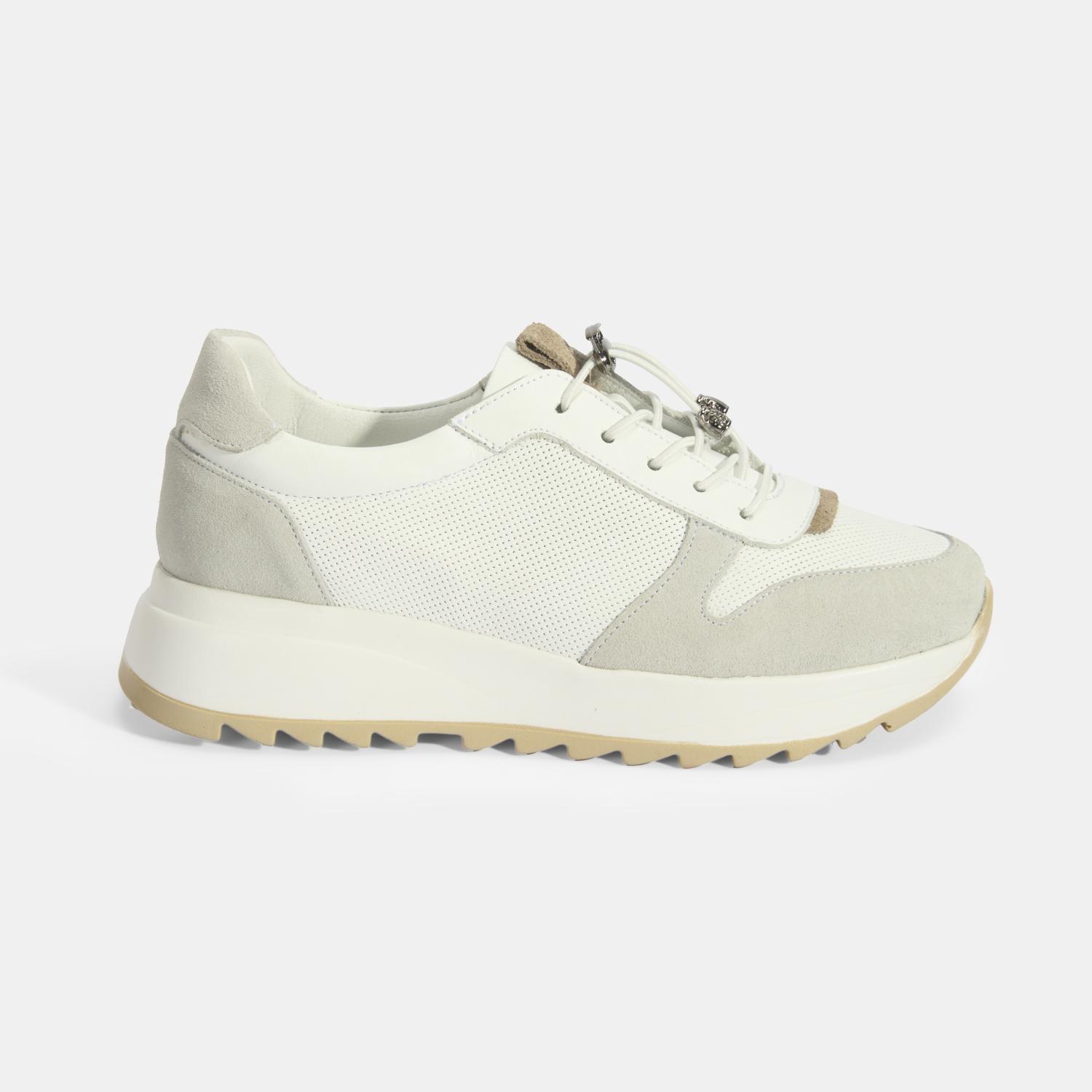 Kadın Beyaz Bağcıklı Deri Detaylı Spor Ayakkabı