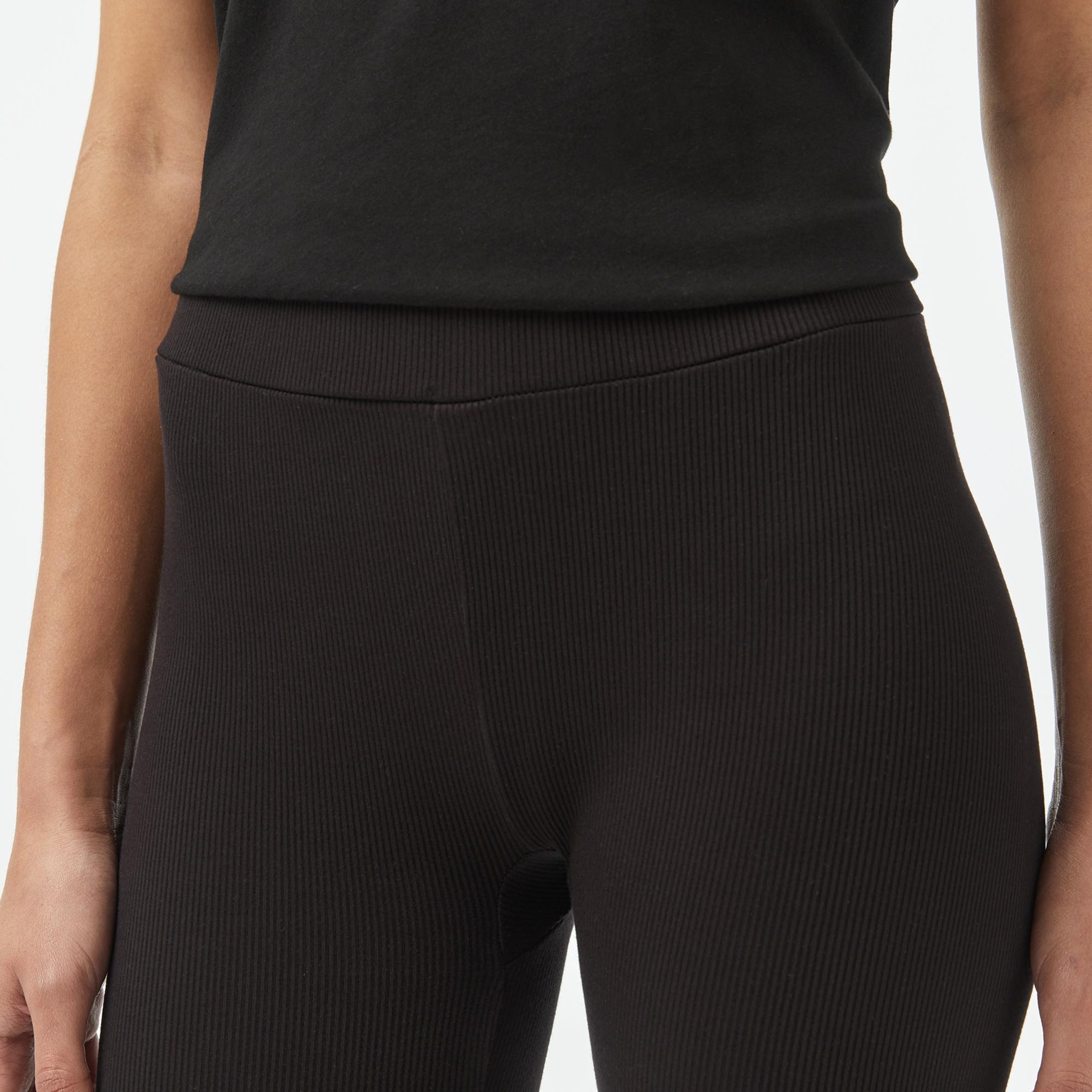 Guess Active Crocus Kadın Siyah Kısa Tayt