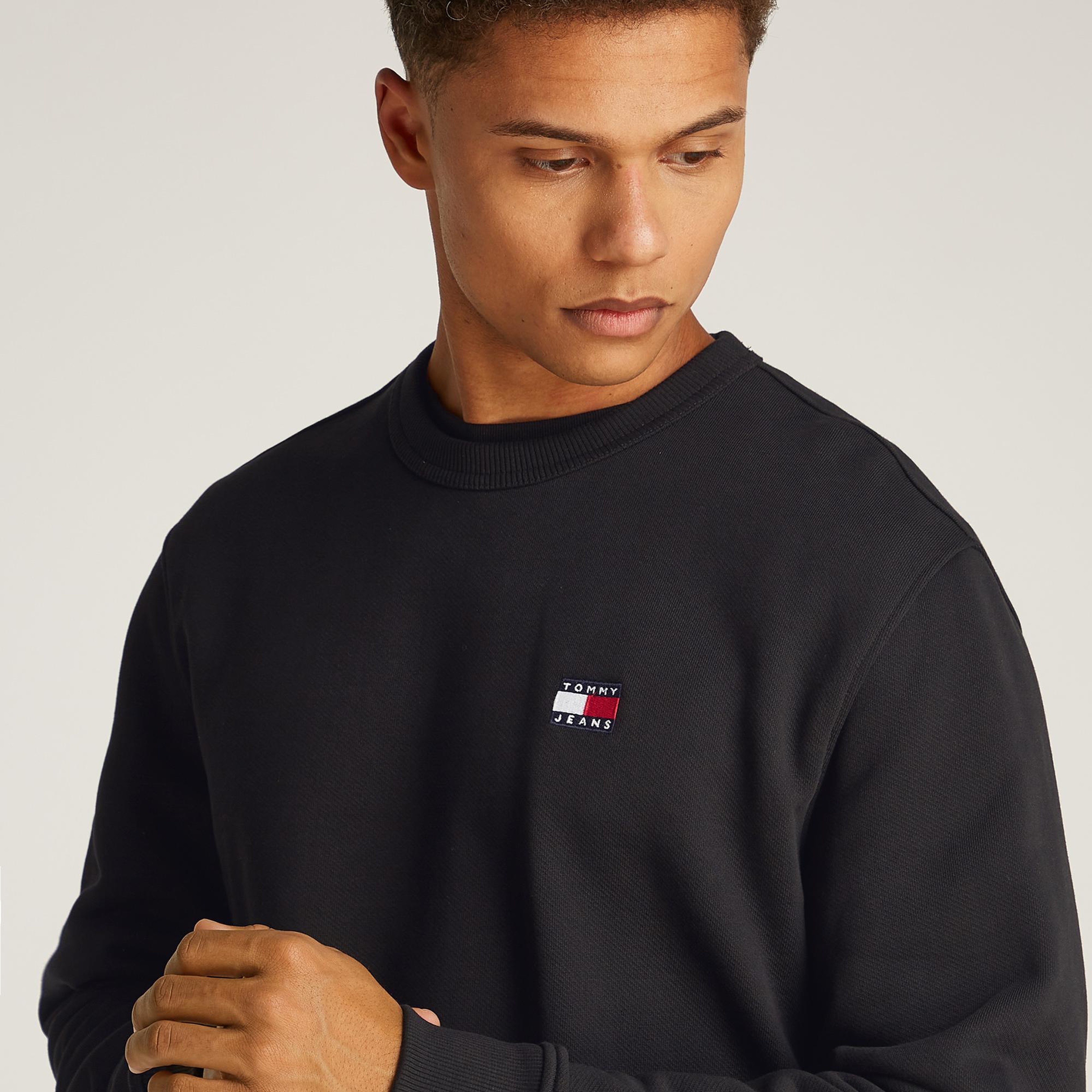Tommy Jeans Reg Badge Crew Ext Erkek Siyah Sweatshirt