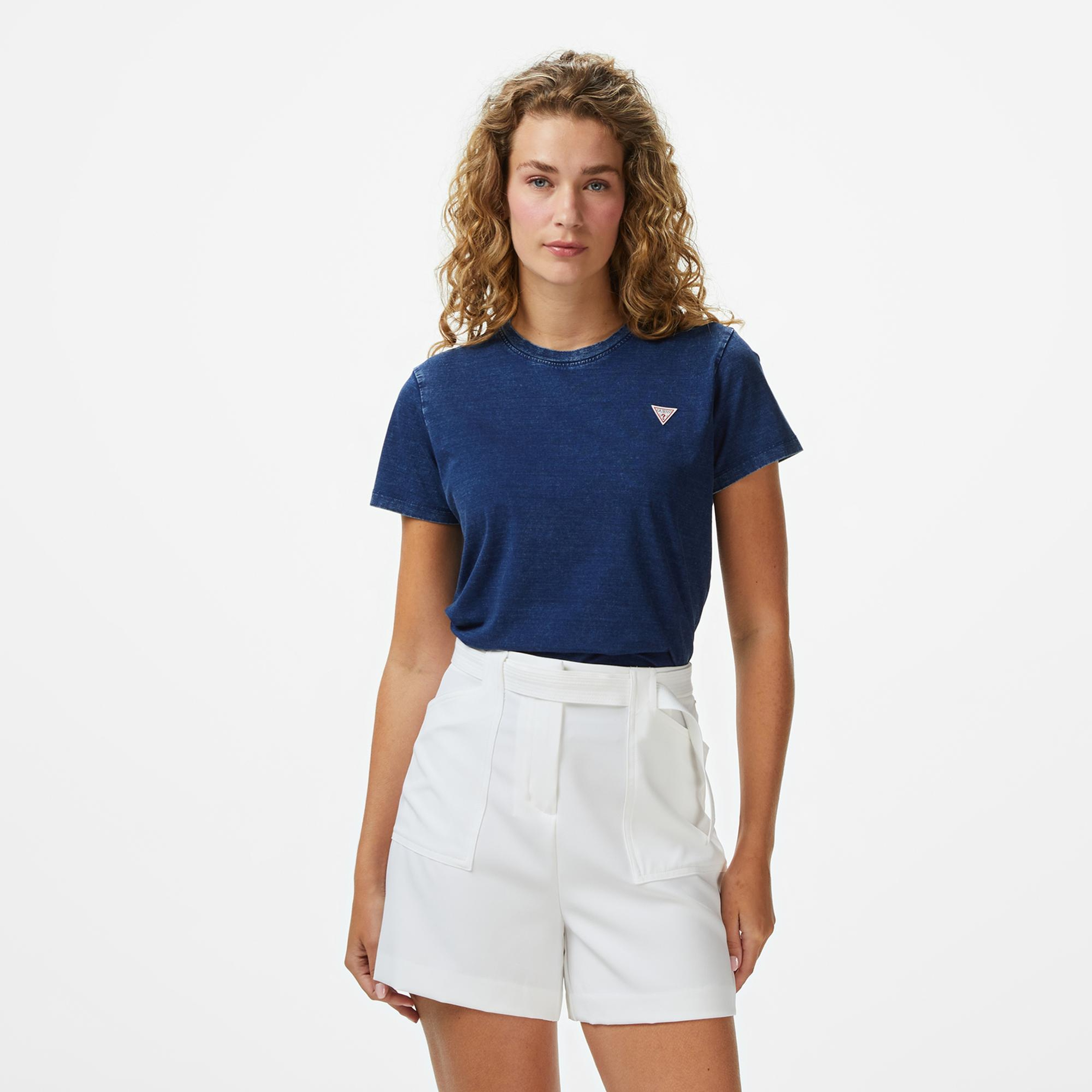 Guess Regular Fit Kadın Lacivert T-Shirt