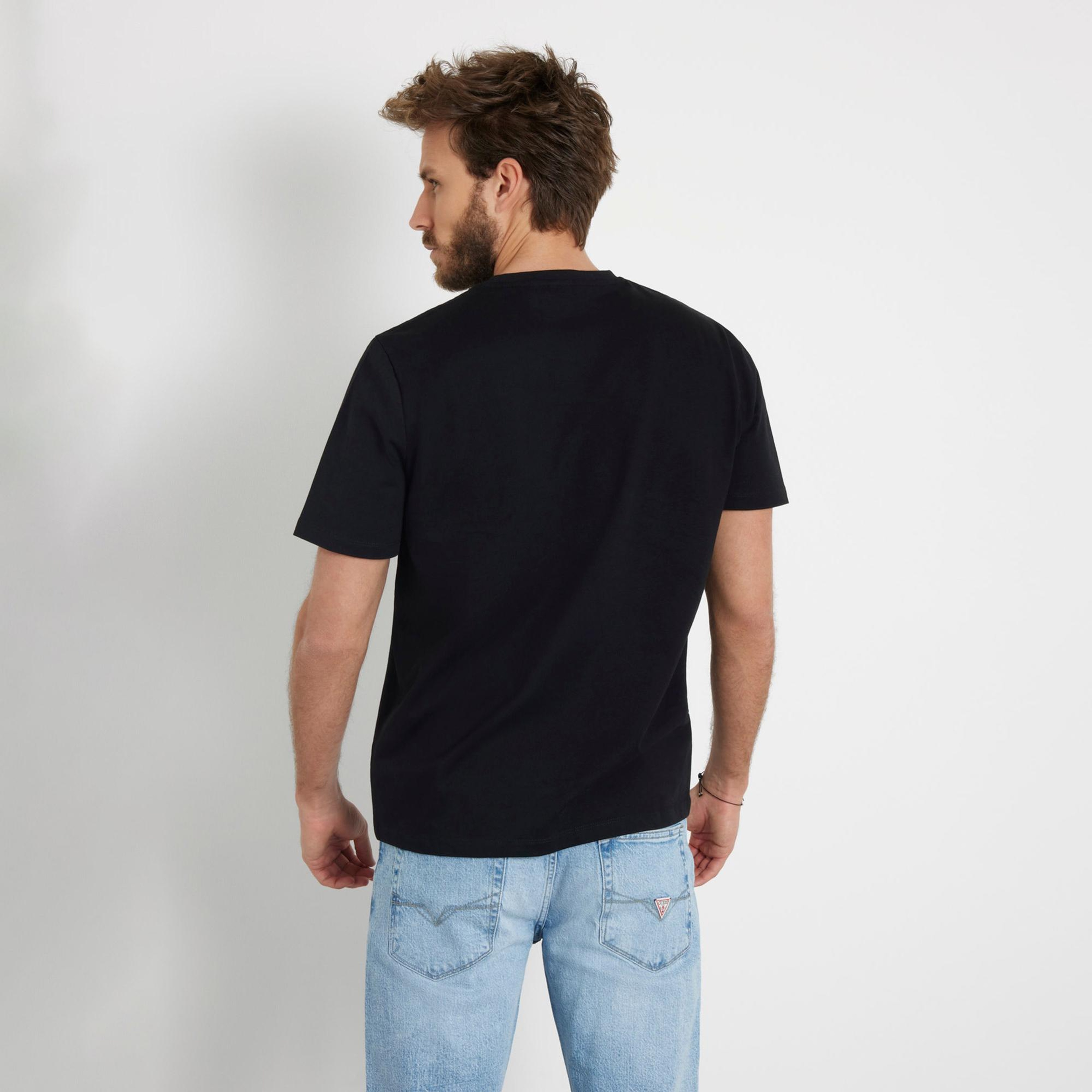 Guess Patch Regular Fit Erkek Siyah T-Shirt