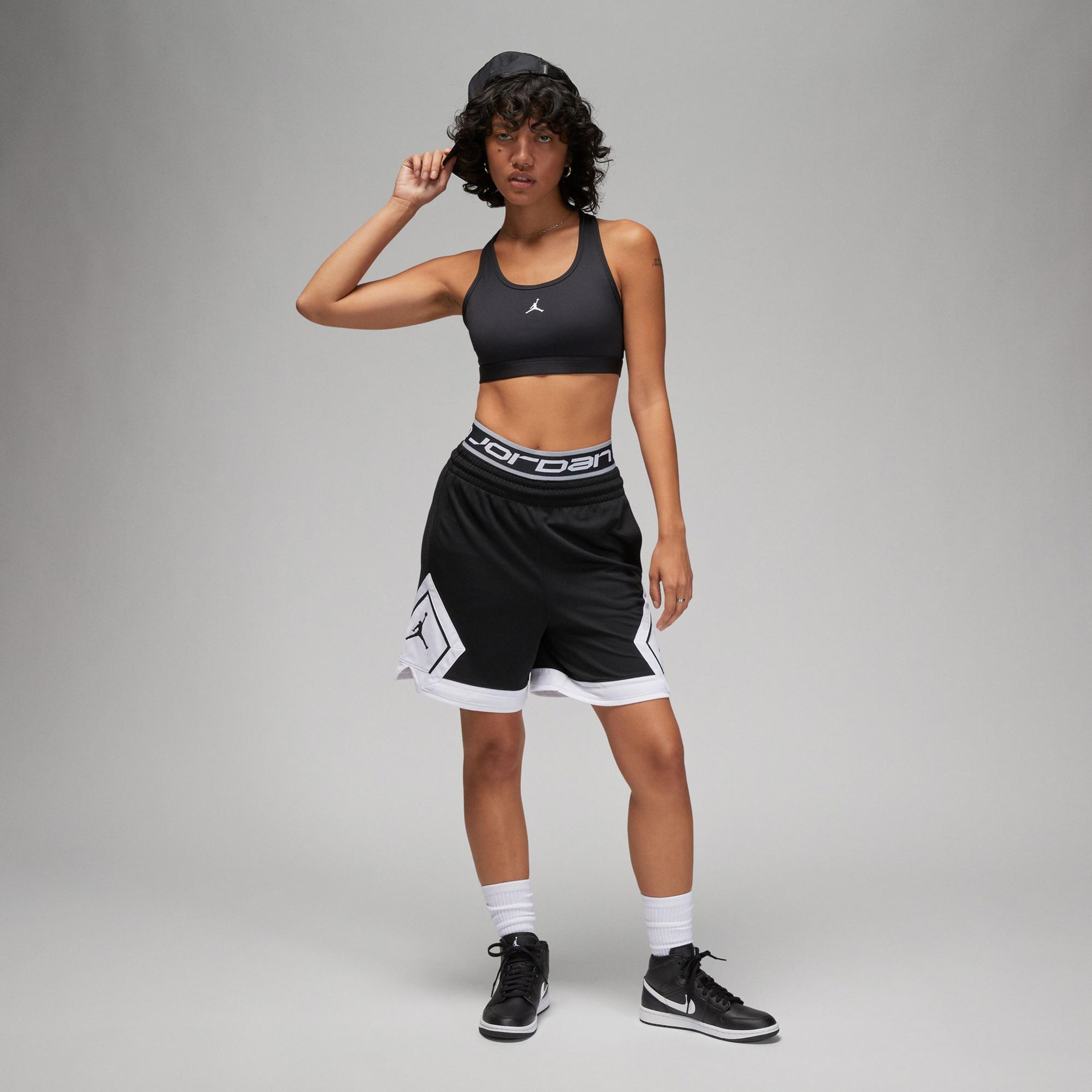Jordan Sport Jumpman Kadın Siyah Bra