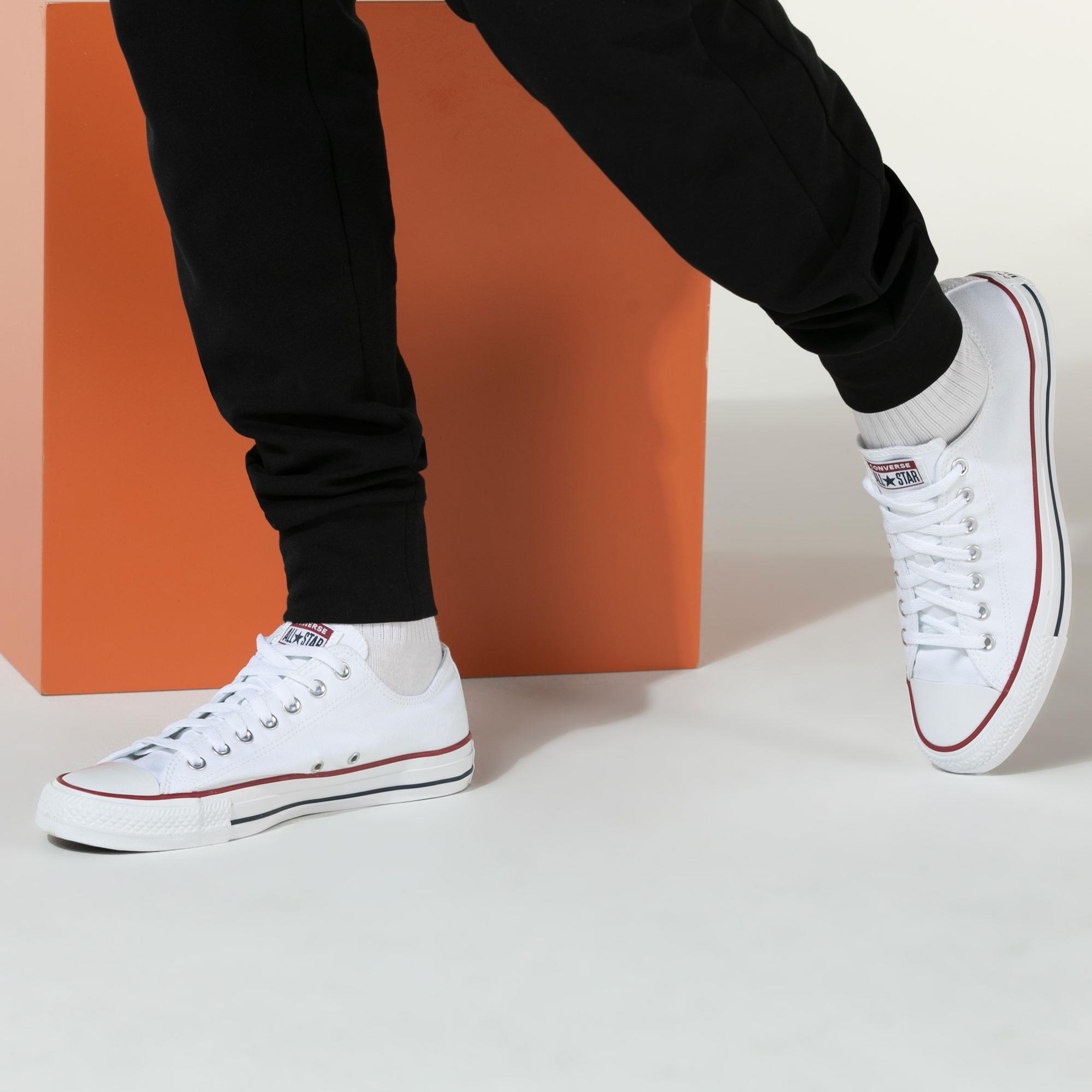 Converse Chuck Taylor All Star Classic Unisex Beyaz Sneaker