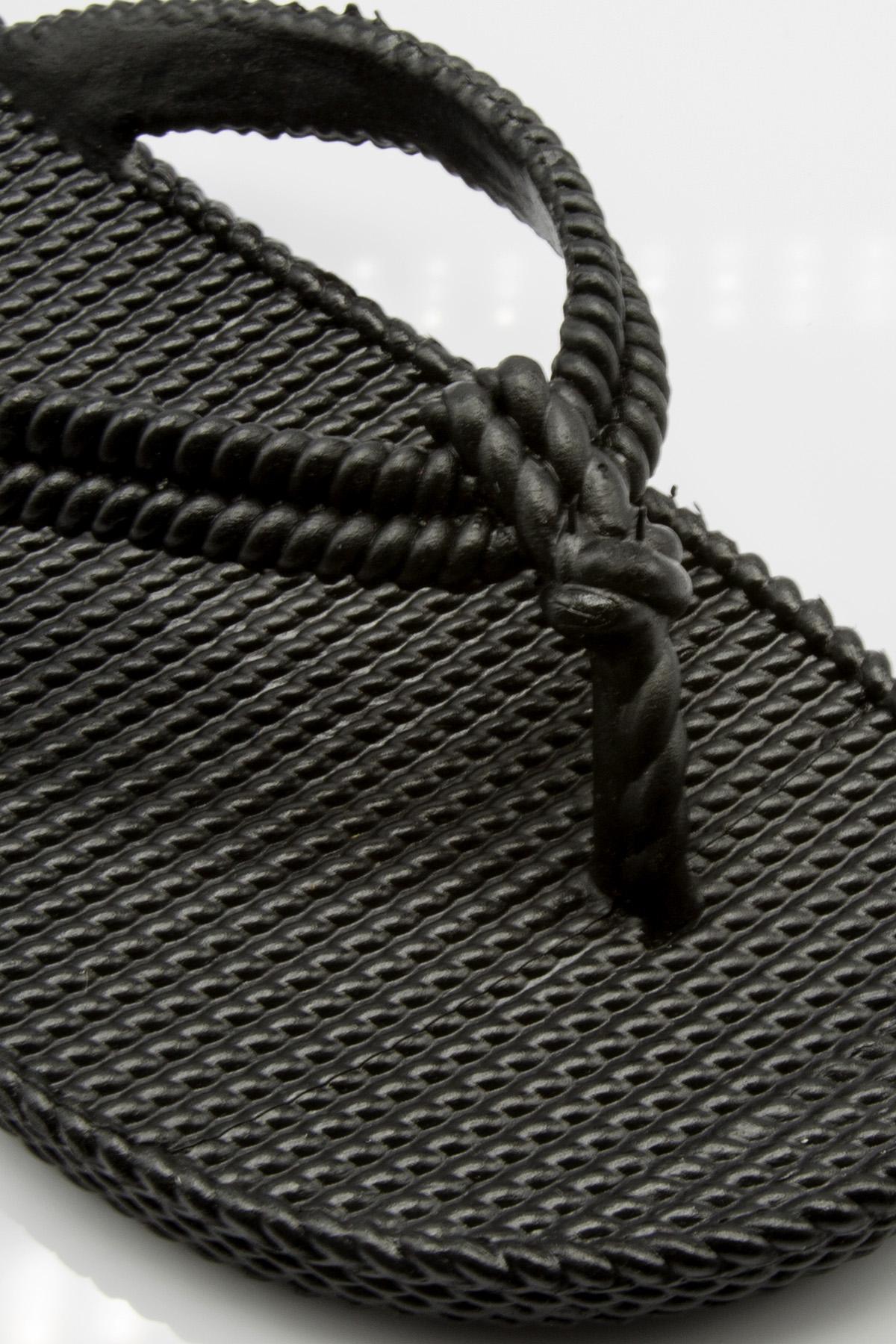 Soya Kadın Parmak Arası Terlik Siyah 36/40