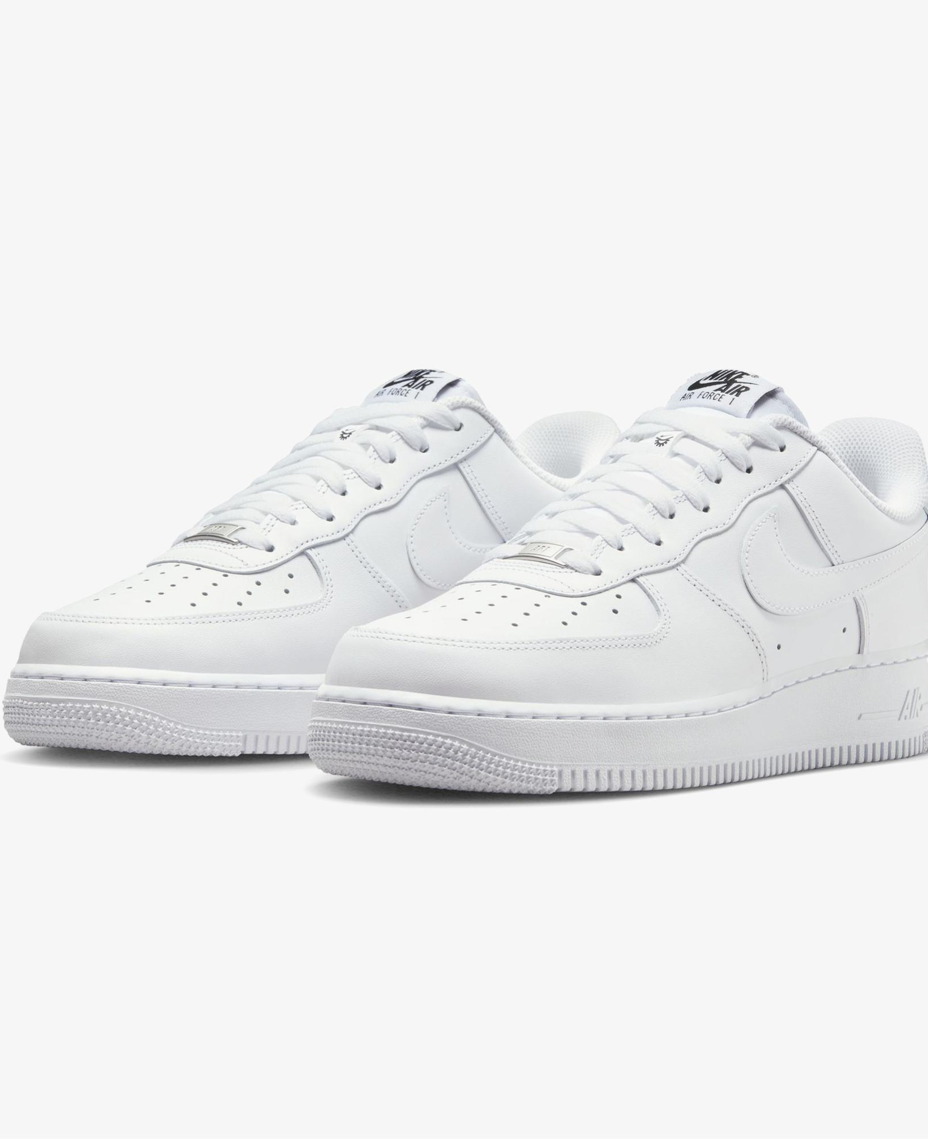 Nike Air Force 1 '07 EasyOn Erkek Beyaz Spor Ayakkabı