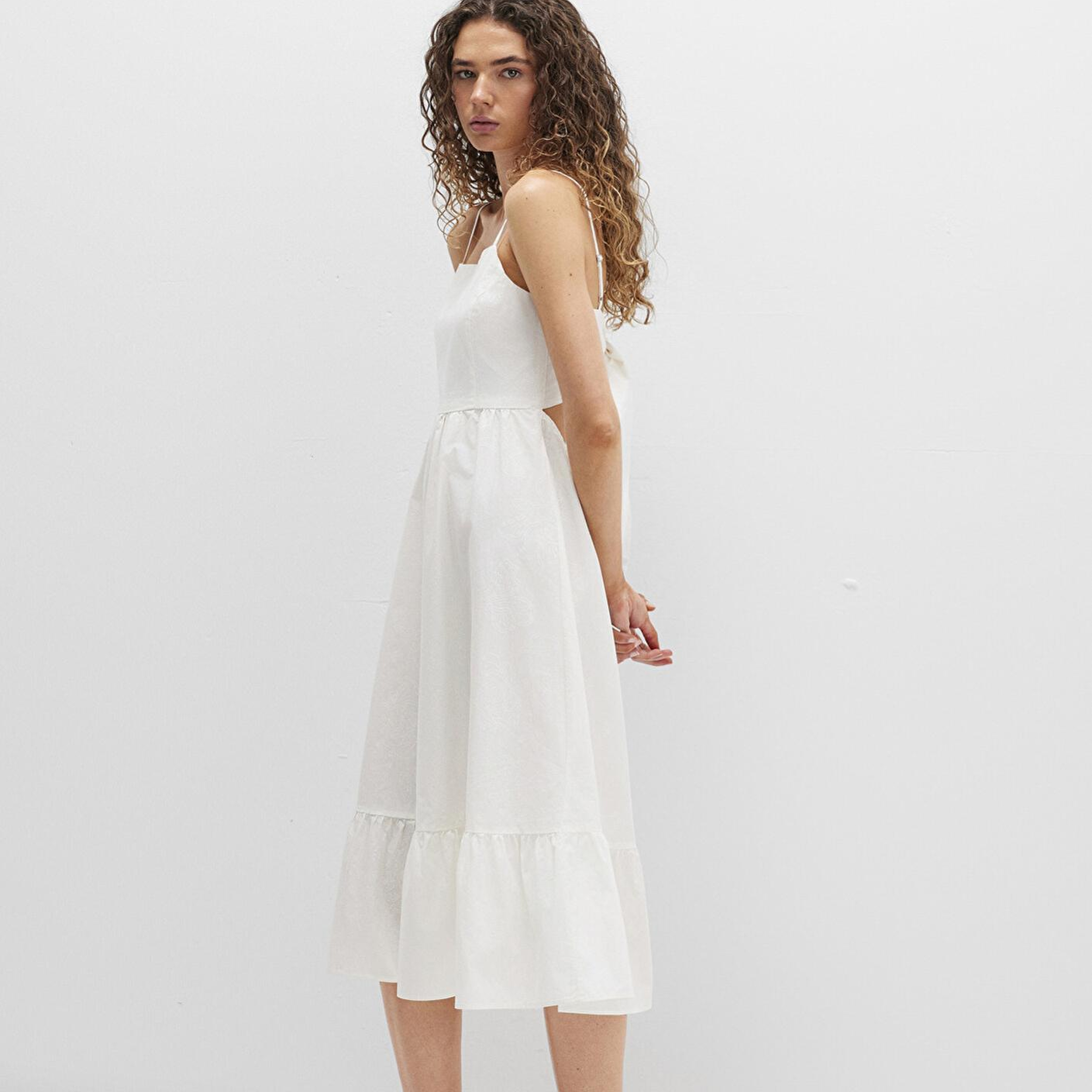 Mavi Sırt Detaylı Beyaz Elbise 1310804-70057