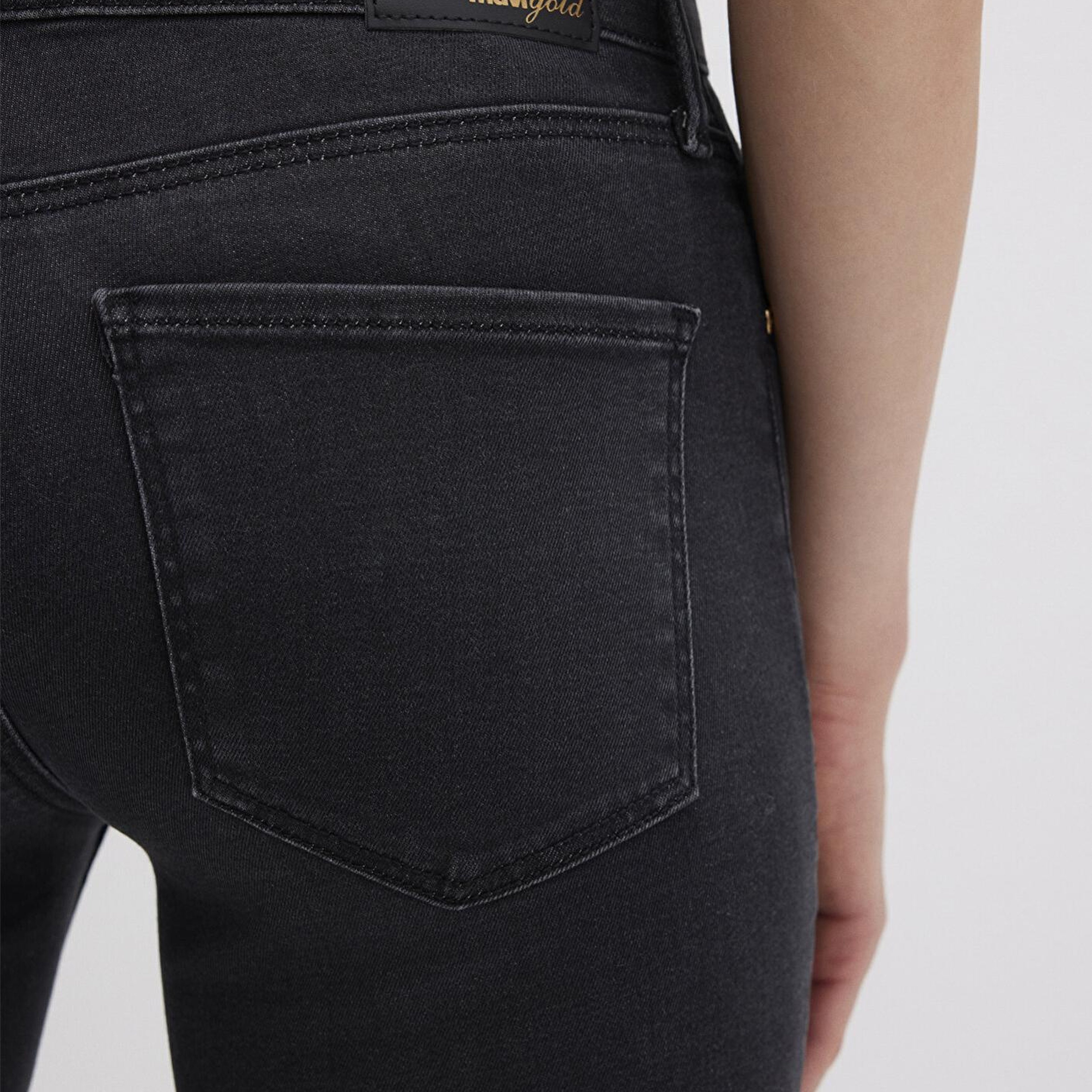 Mavi Mona Gold Premium Koyu Gri Smoke Jean Pantolon 1049790521