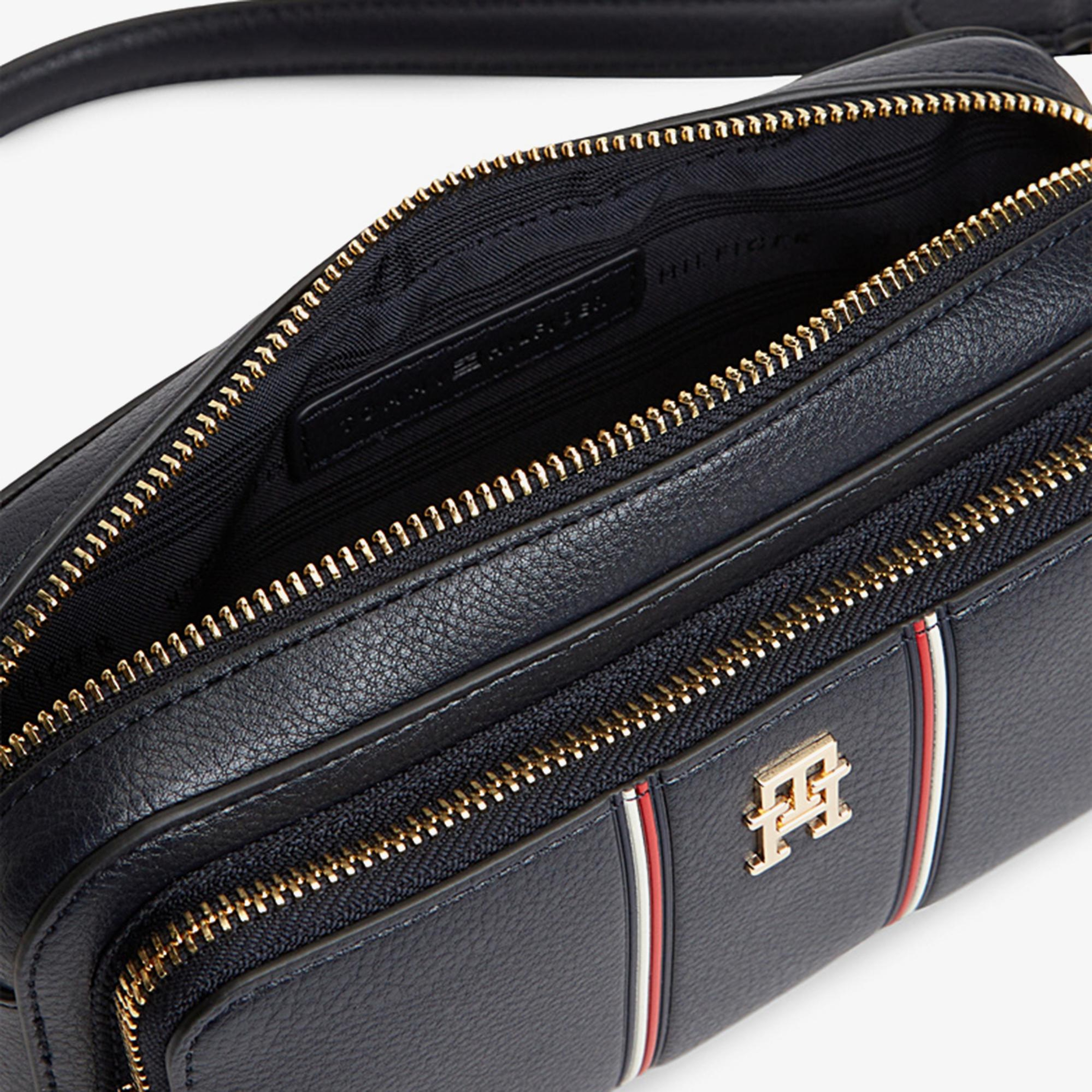 Tommy Hilfiger Daily Kadın Lacivert Çapraz Çanta