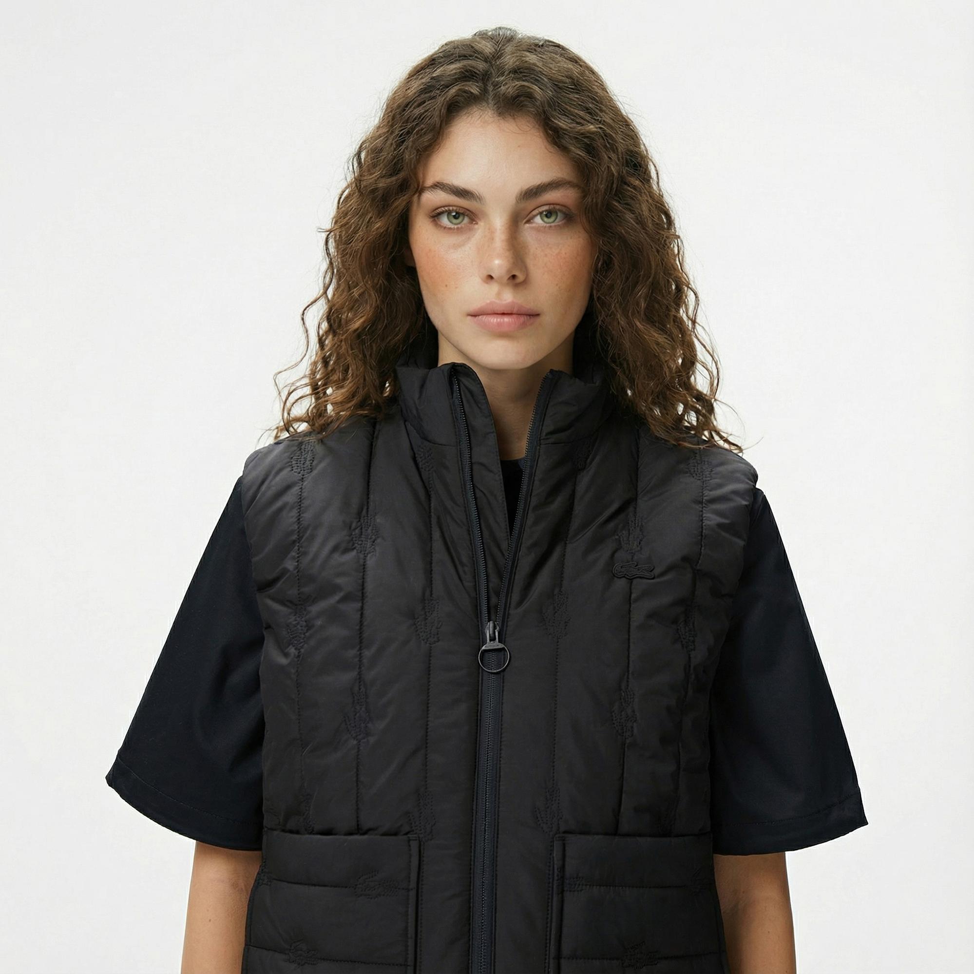 Lacoste Kadın Regular Fit Dik Yaka Kapitone Siyah Yelek