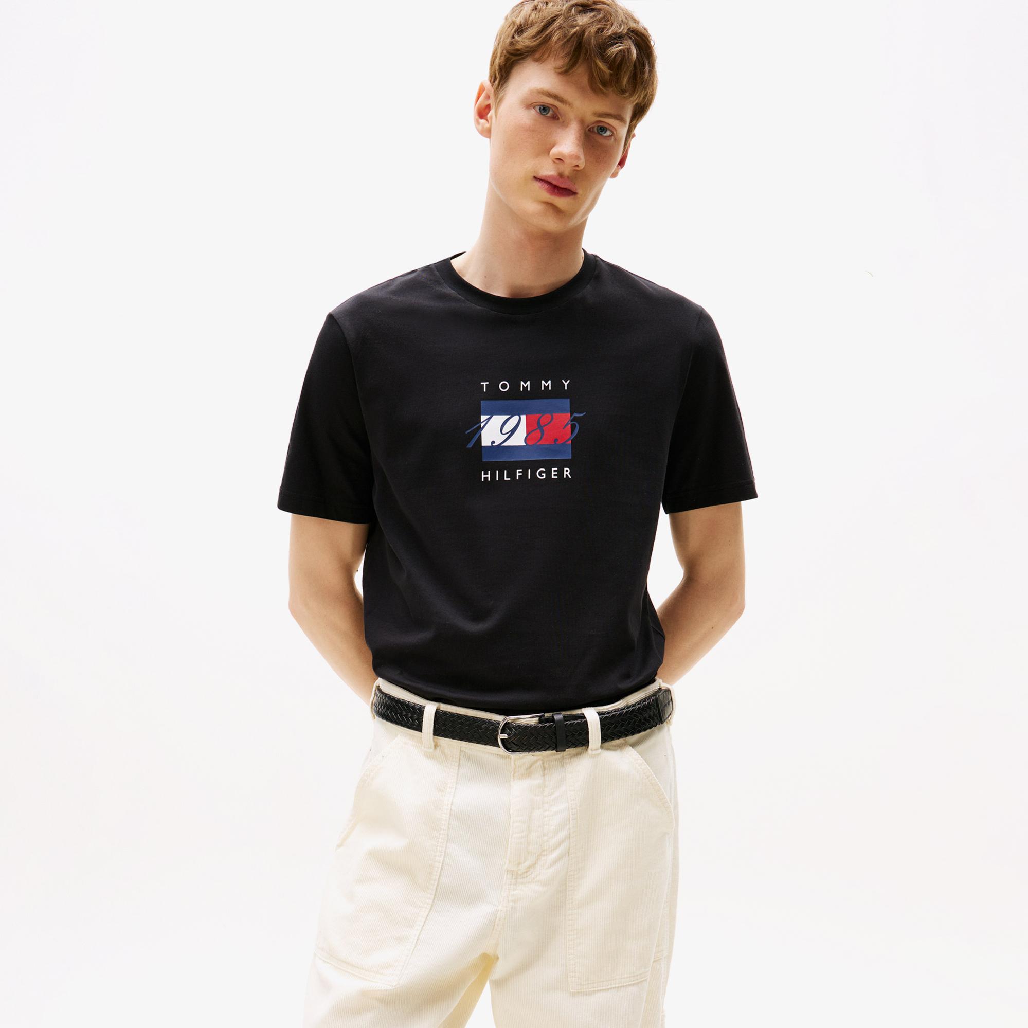 Tommy Hilfiger Linear Flag Graphic Erkek Siyah T-Shirt