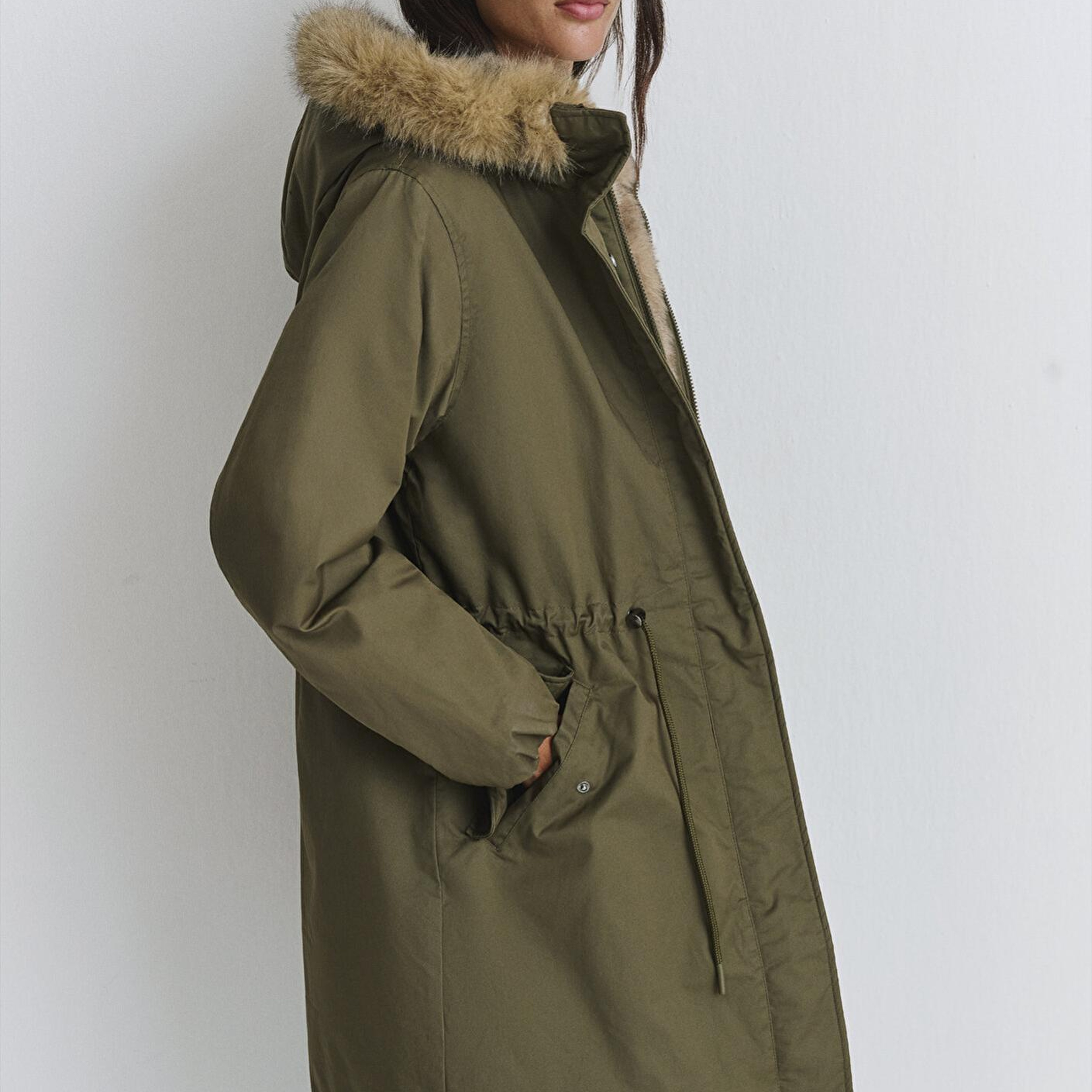 Mavi Suni Kürk Detaylı Yeşil Parka Loose Fit / Bol Rahat Kesim 1110786-71549