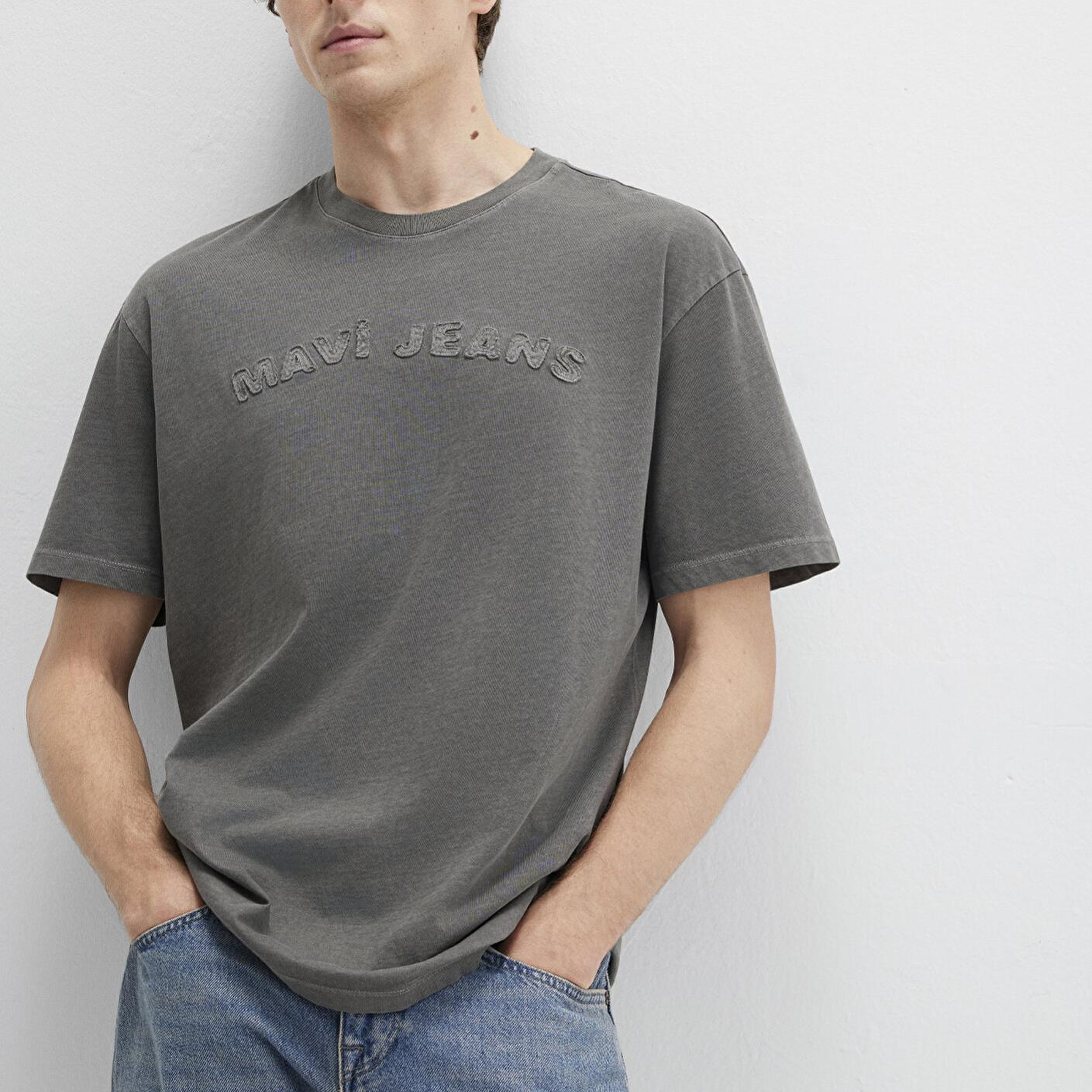 Mavi Mavi Jeans Baskılı Antrasit Tişört Loose Fit / Bol Rahat Kesim 0612953-900