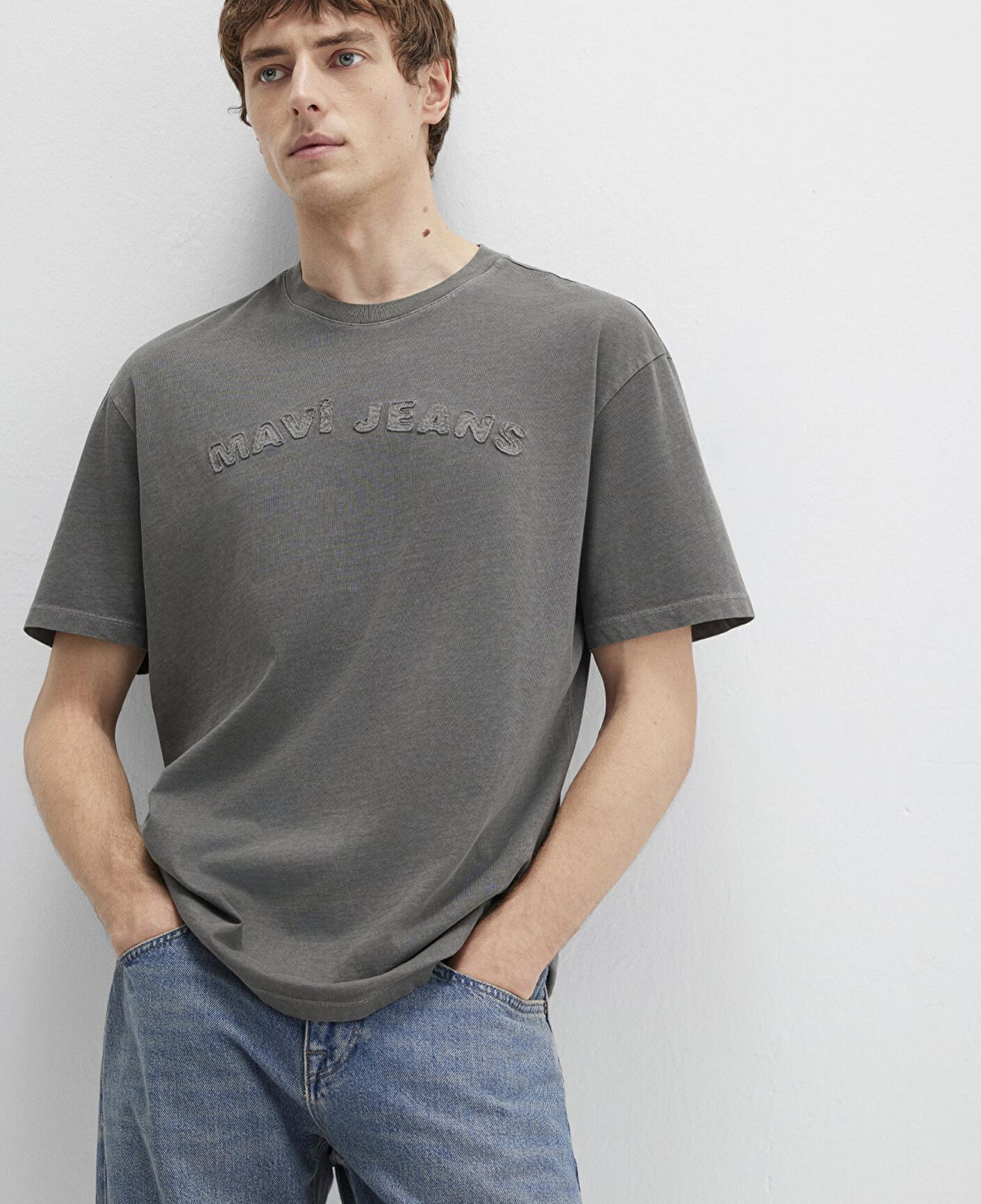 Mavi Mavi Jeans Baskılı Antrasit Tişört Loose Fit / Bol Rahat Kesim 0612953-900