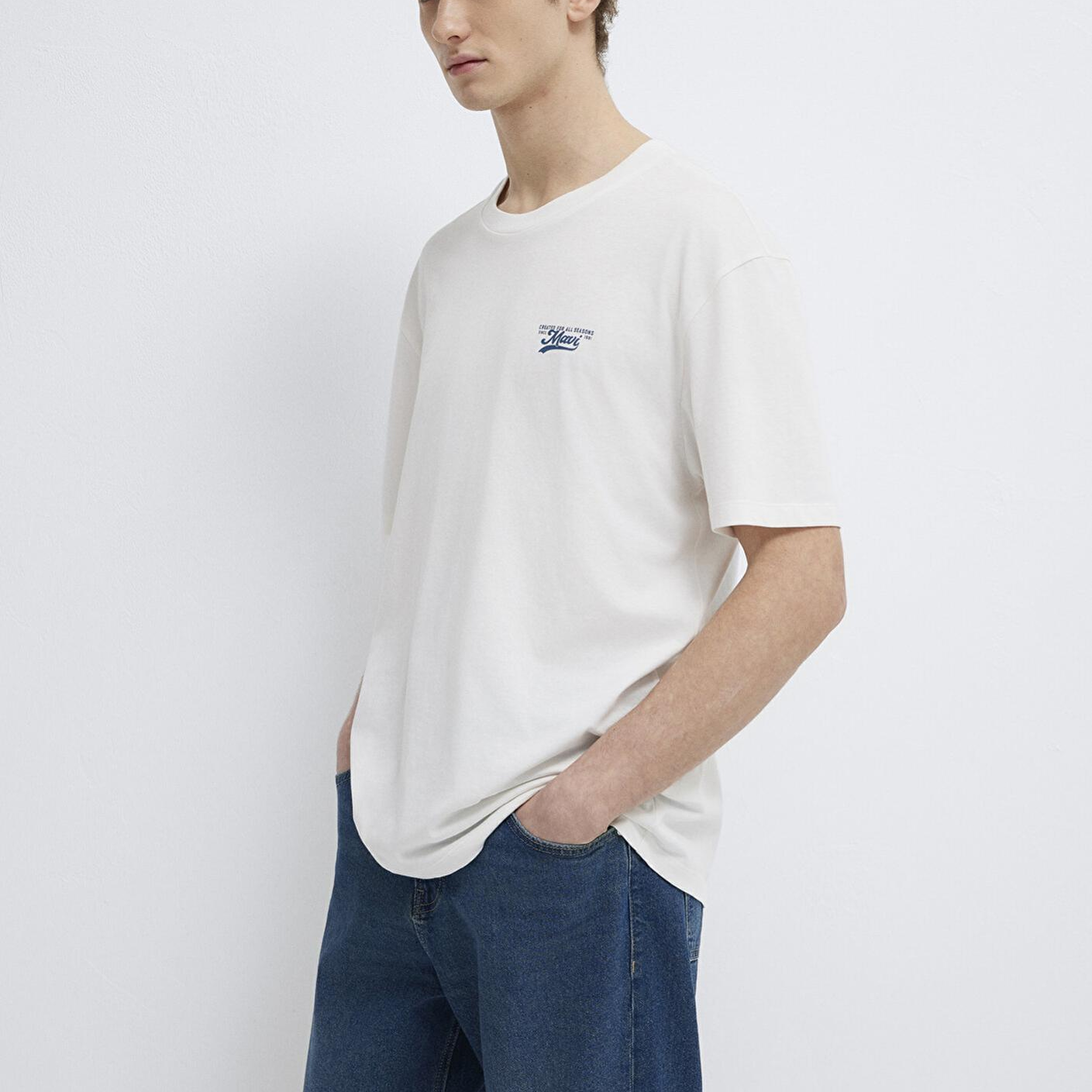 Mavi Mavi Baskılı Ekru Tişört Loose Fit / Bol Rahat Kesim 0612840-70057