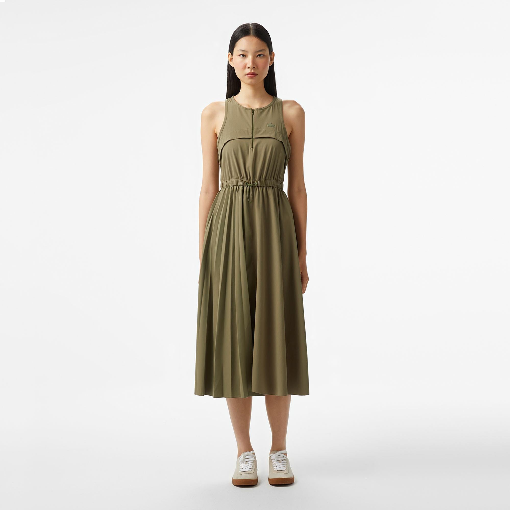 Lacoste Kadın Flare Fit Kolsuz Bisiklet Yaka Haki Elbise