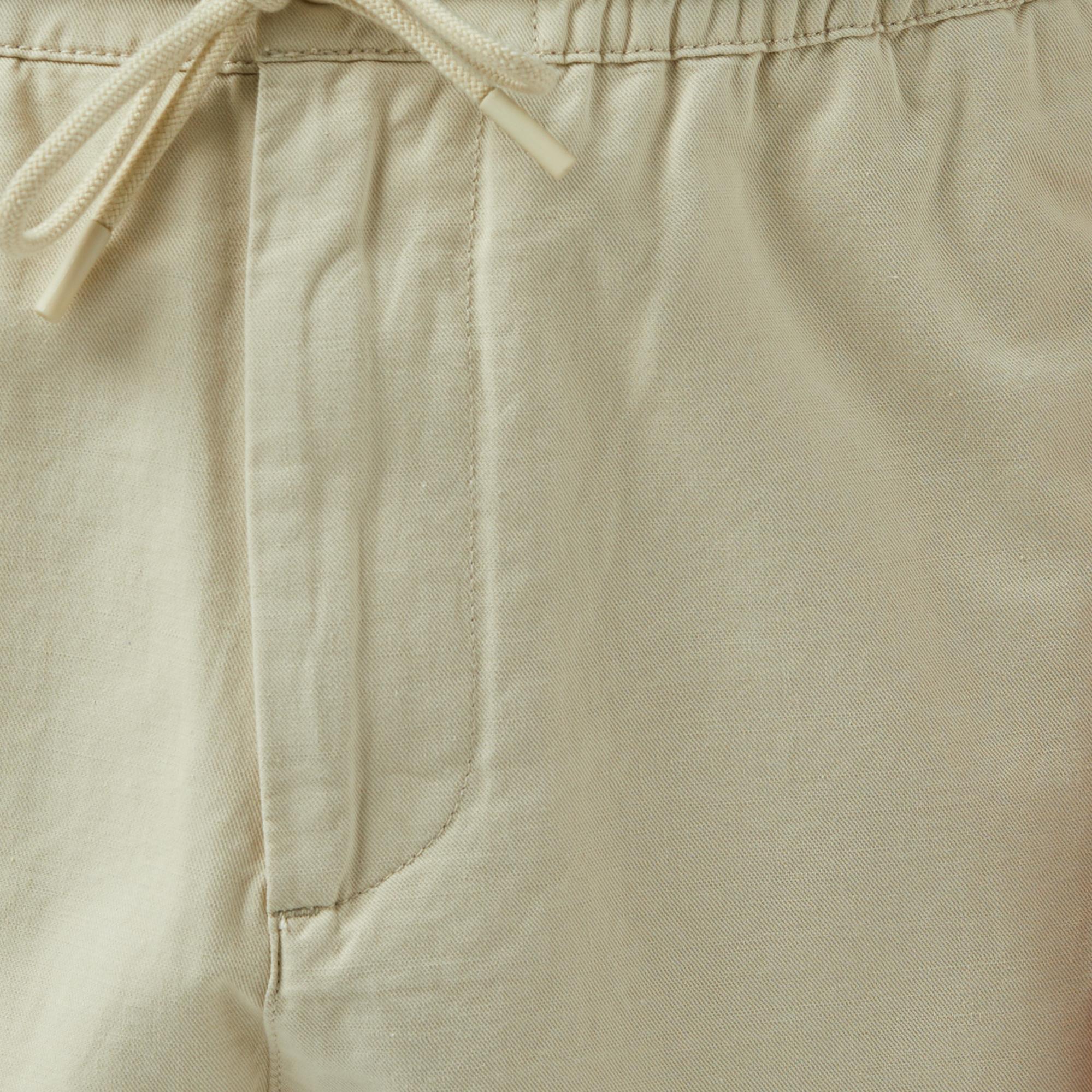 Lacoste Erkek Relaxed Fit Bej Bermuda Şort