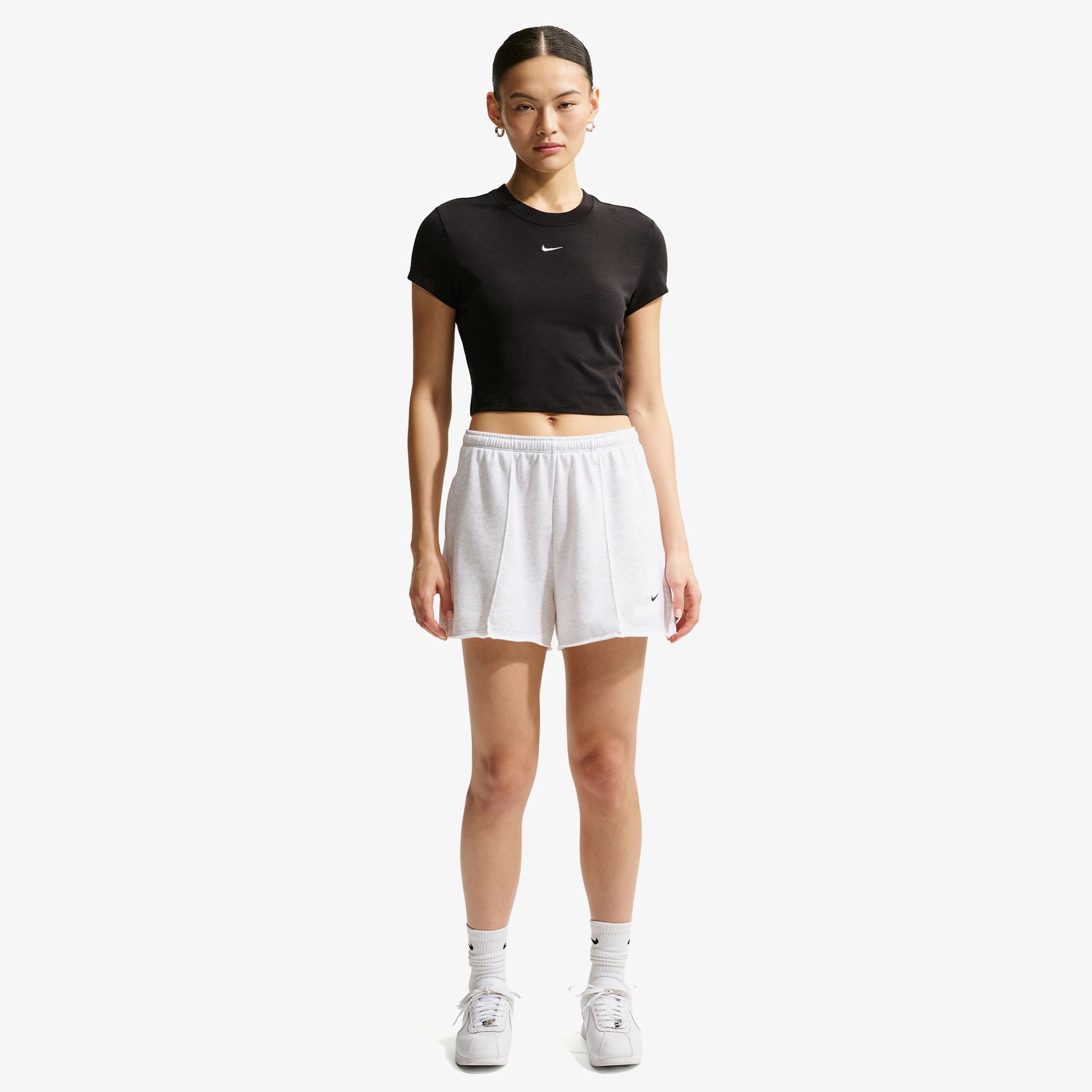 Nike Sportswear Chill Knit Kadın Siyah Crop T-Shirt