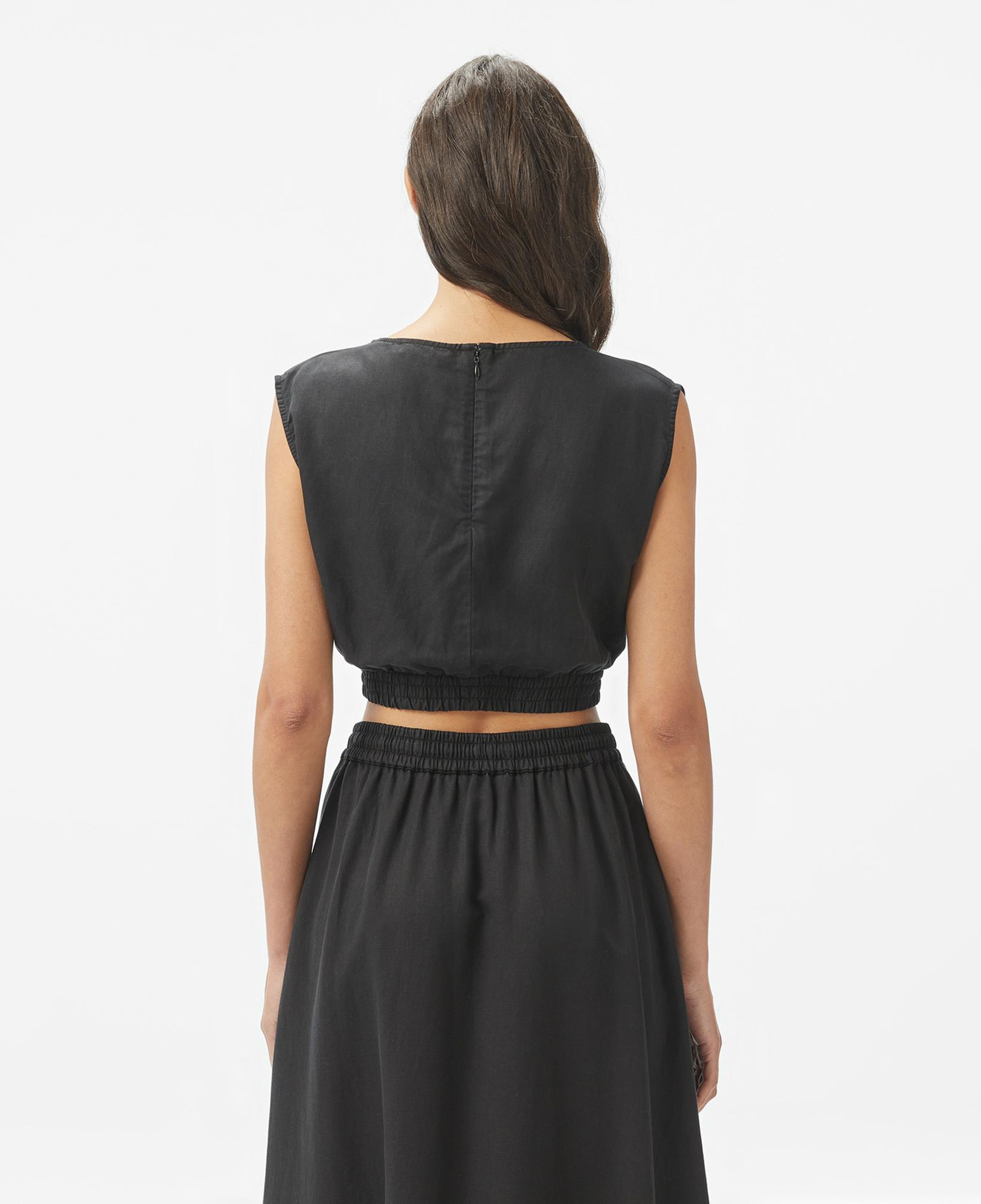 Lacoste Kadın Regular Fit Kolsuz Bisiklet Yaka Siyah Bluz