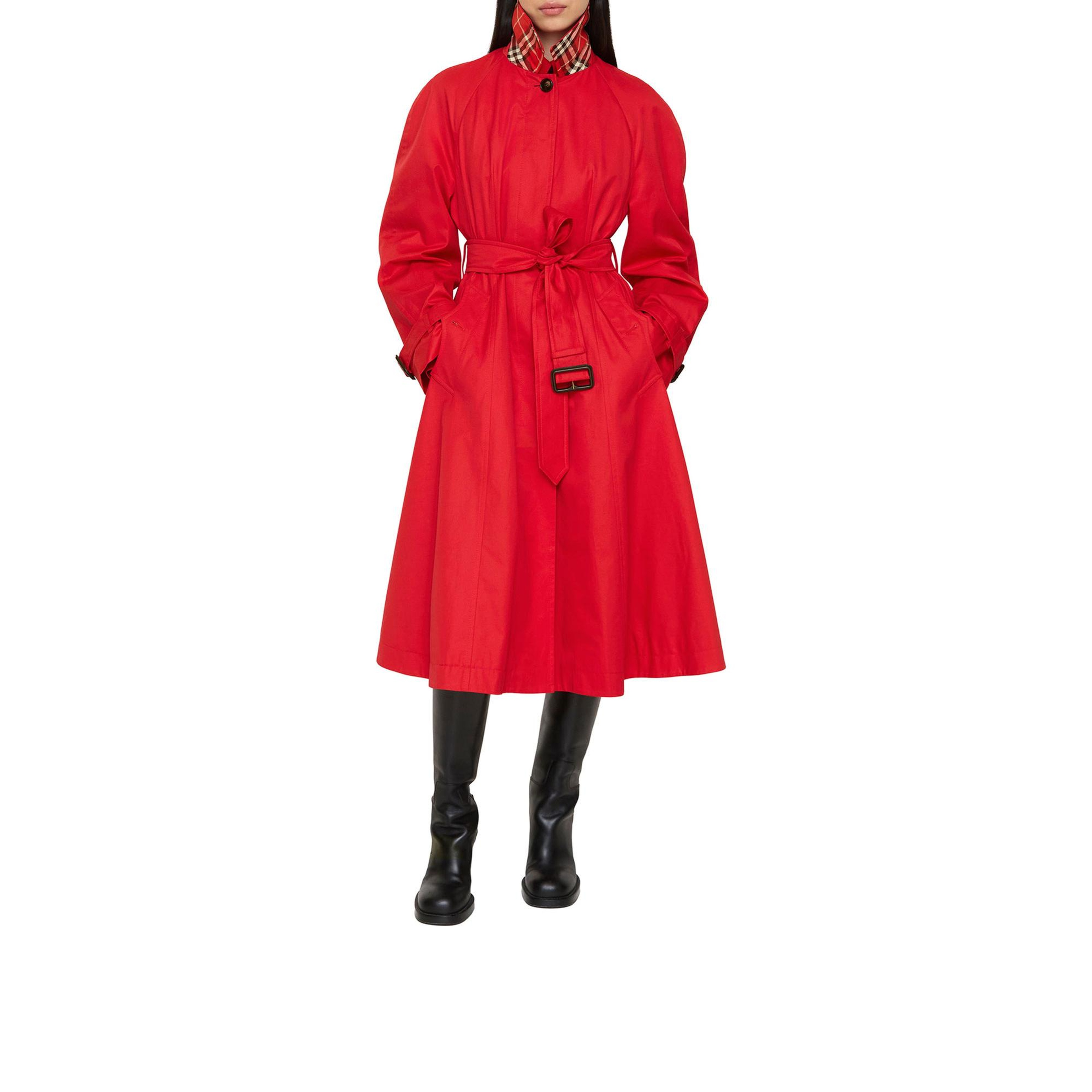 Burberry Long Gabardine Ellingham Fit-And-Flare Car Kadın Kırmızı Pardesü