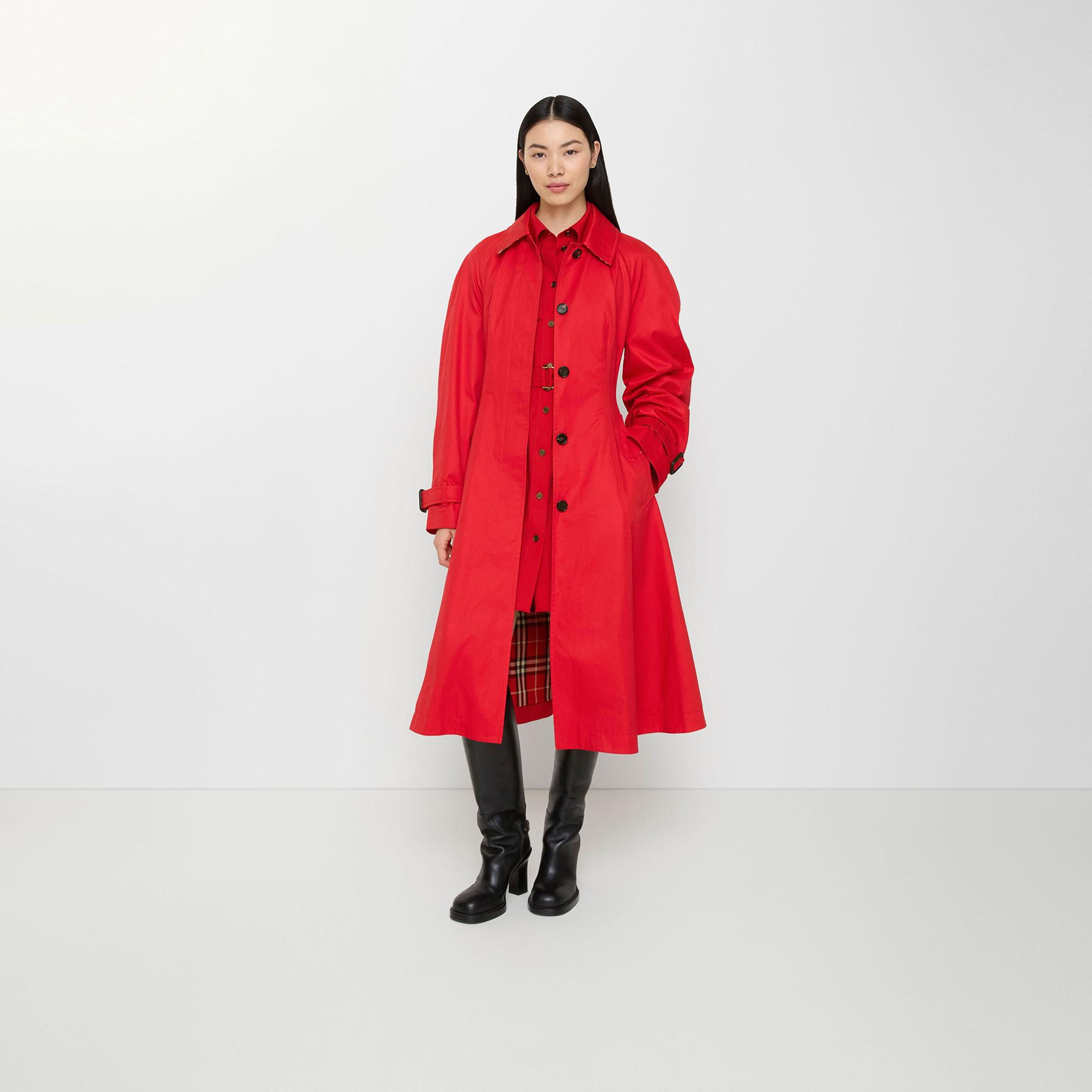 Burberry Long Gabardine Ellingham Fit-And-Flare Car Kadın Kırmızı Pardesü