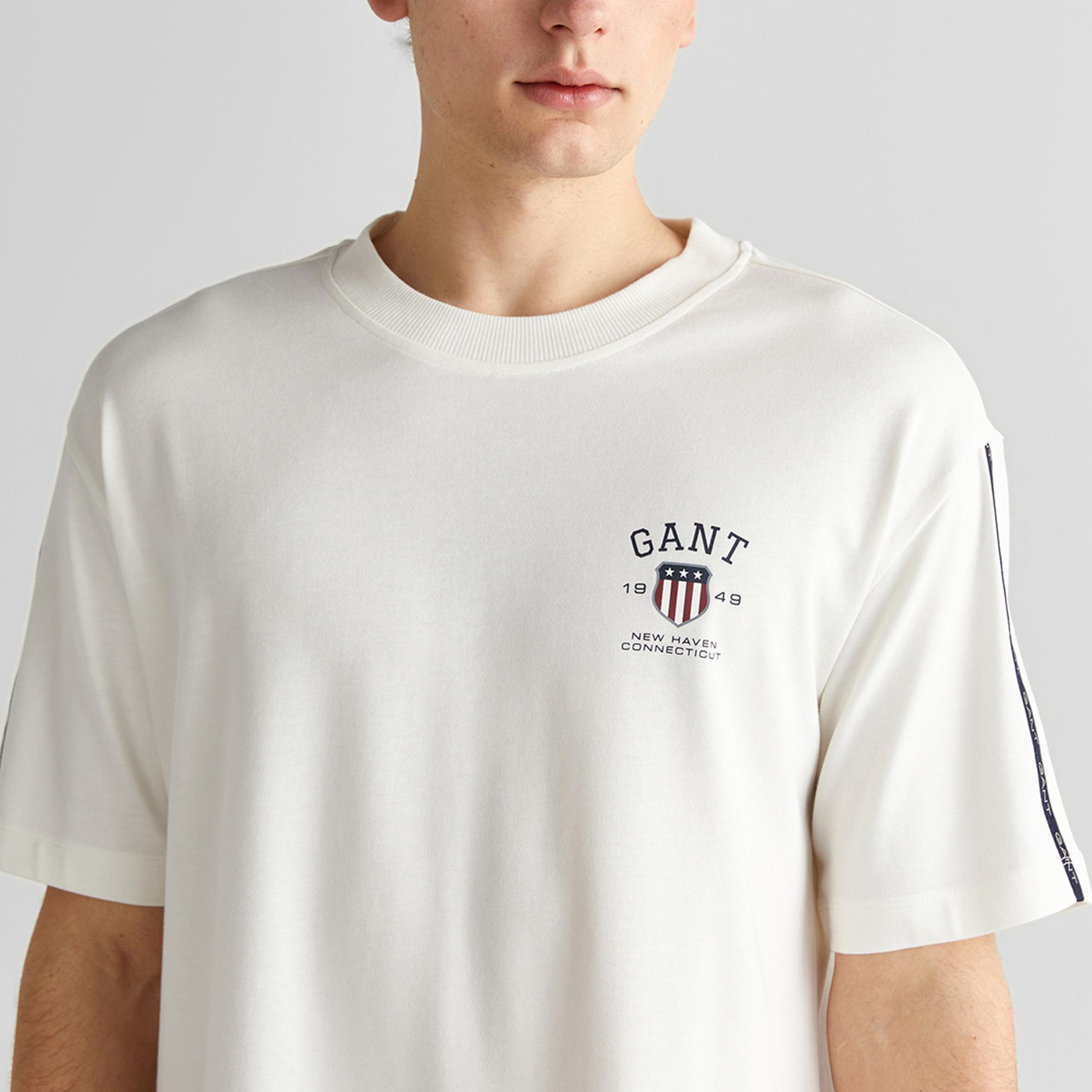 GANT Erkek Krem Relaxed Fit Bisiklet Yaka Logolu T-Shirt