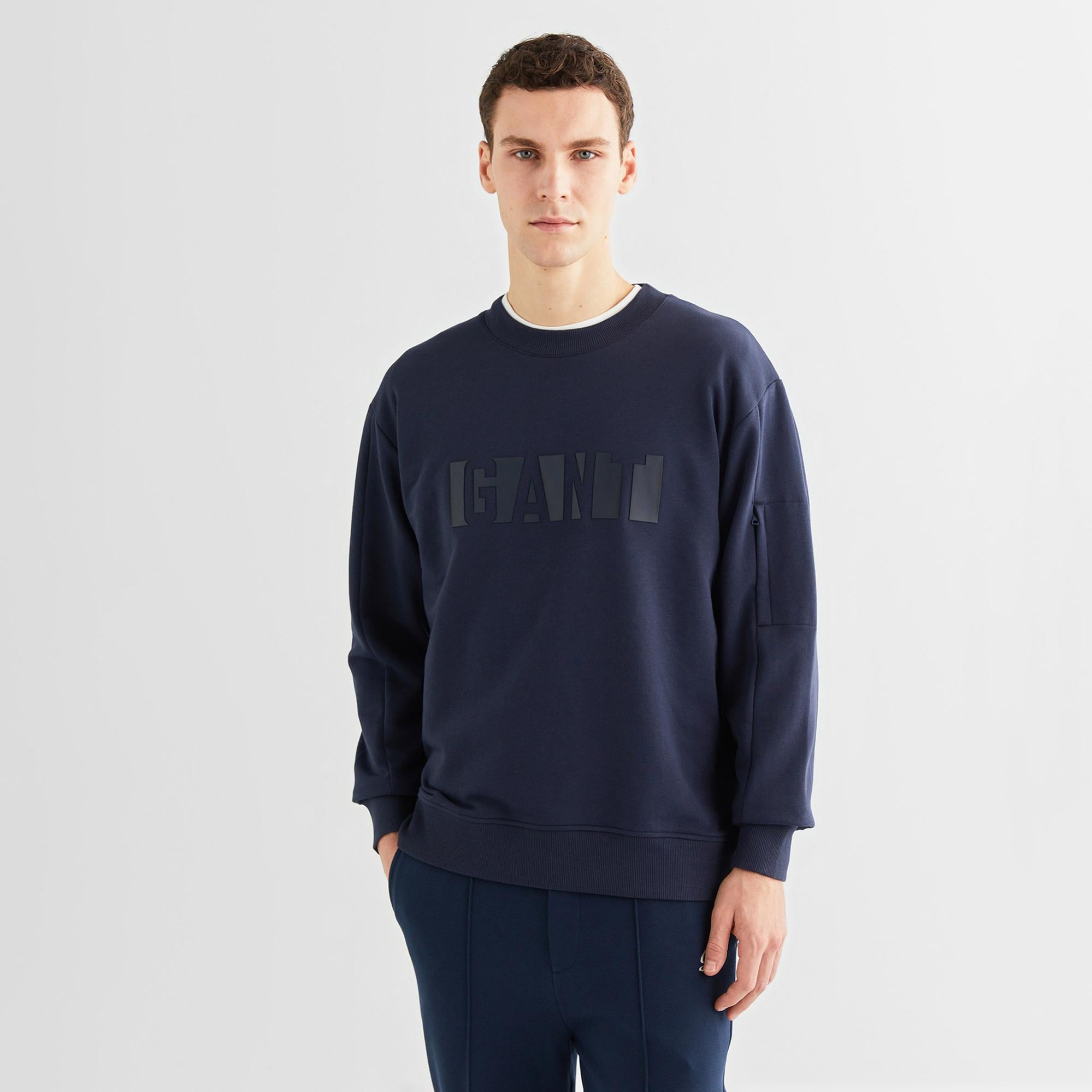 GANT Erkek Lacivert Relaxed Fit Bisiklet Yaka Logolu Sweatshirt