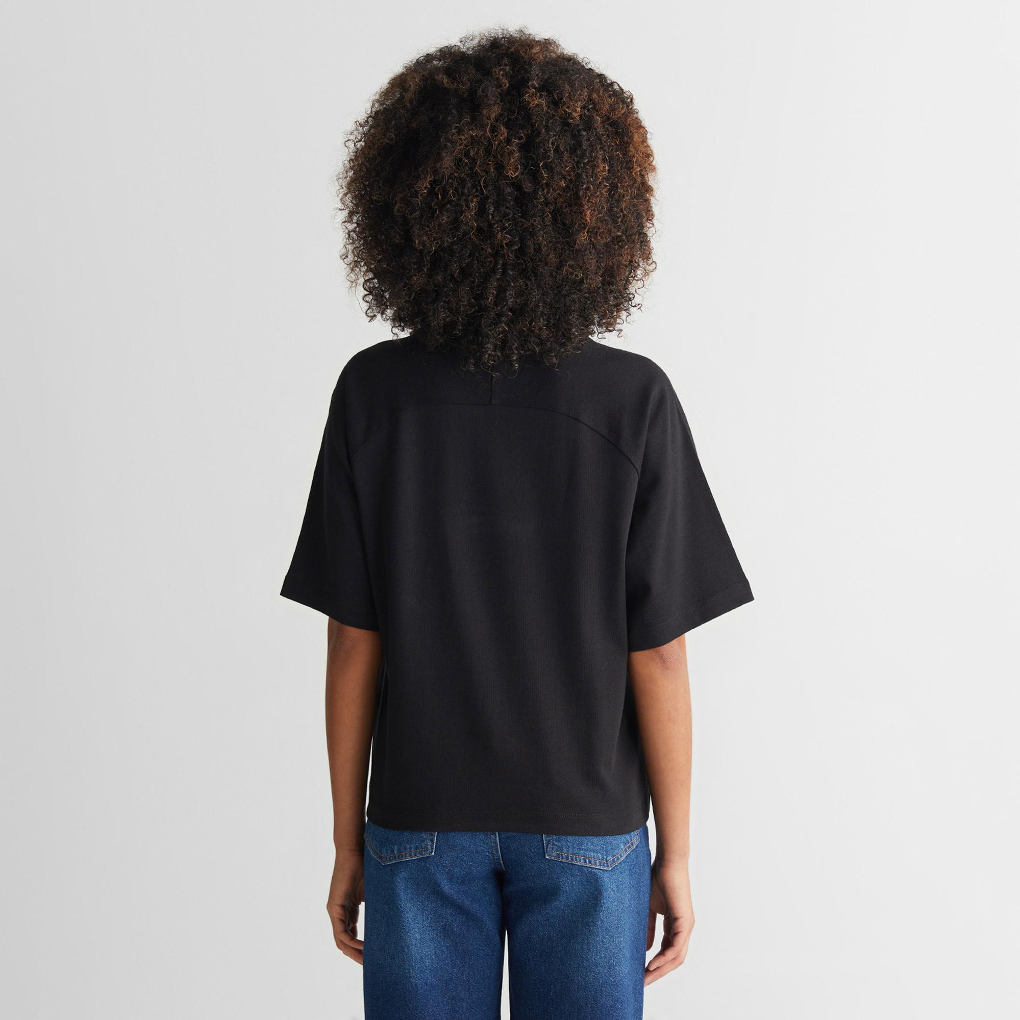 GANT Kadın Siyah Bisiklet Yaka Logolu T-Shirt