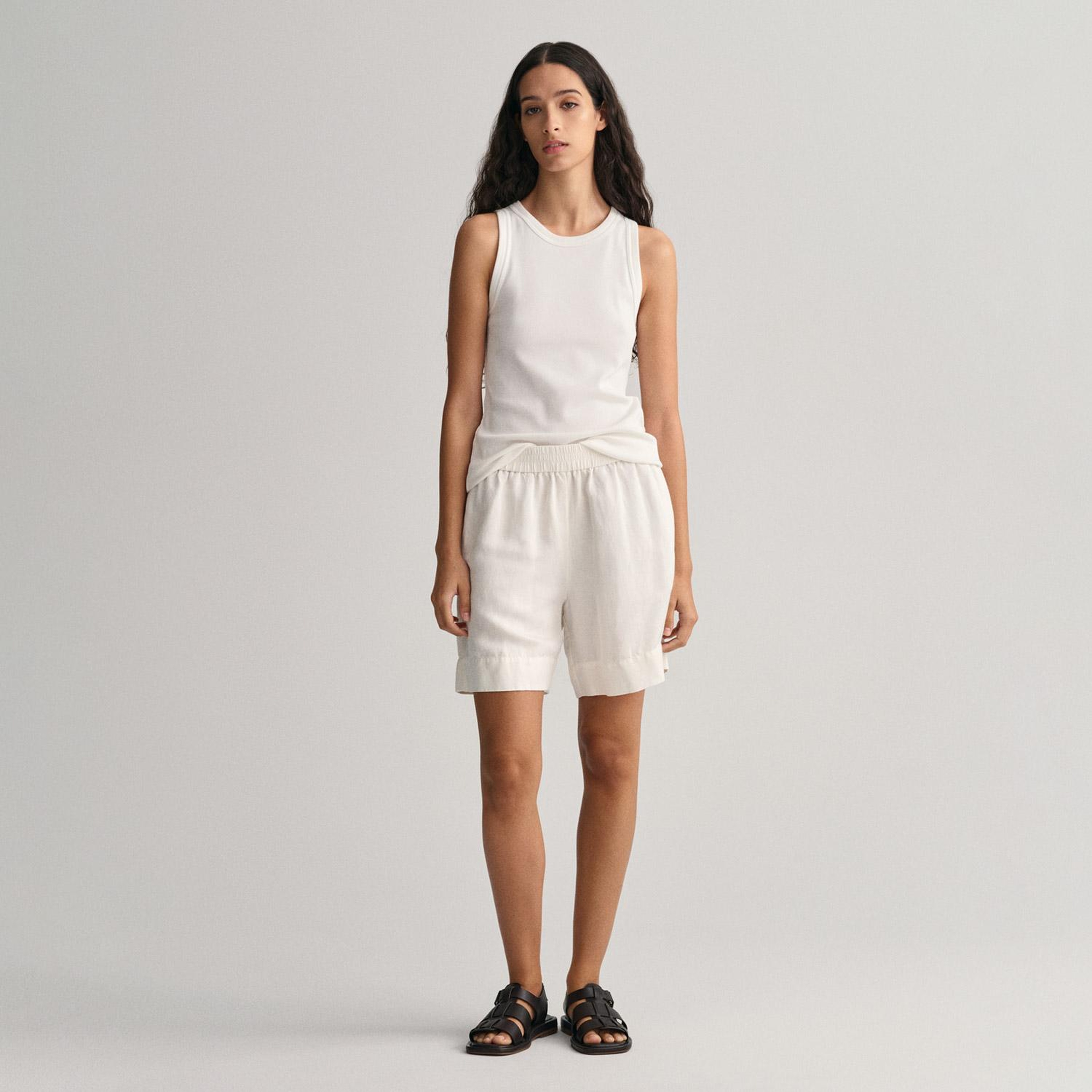 GANT Kadın Bej Relaxed Fit Şort