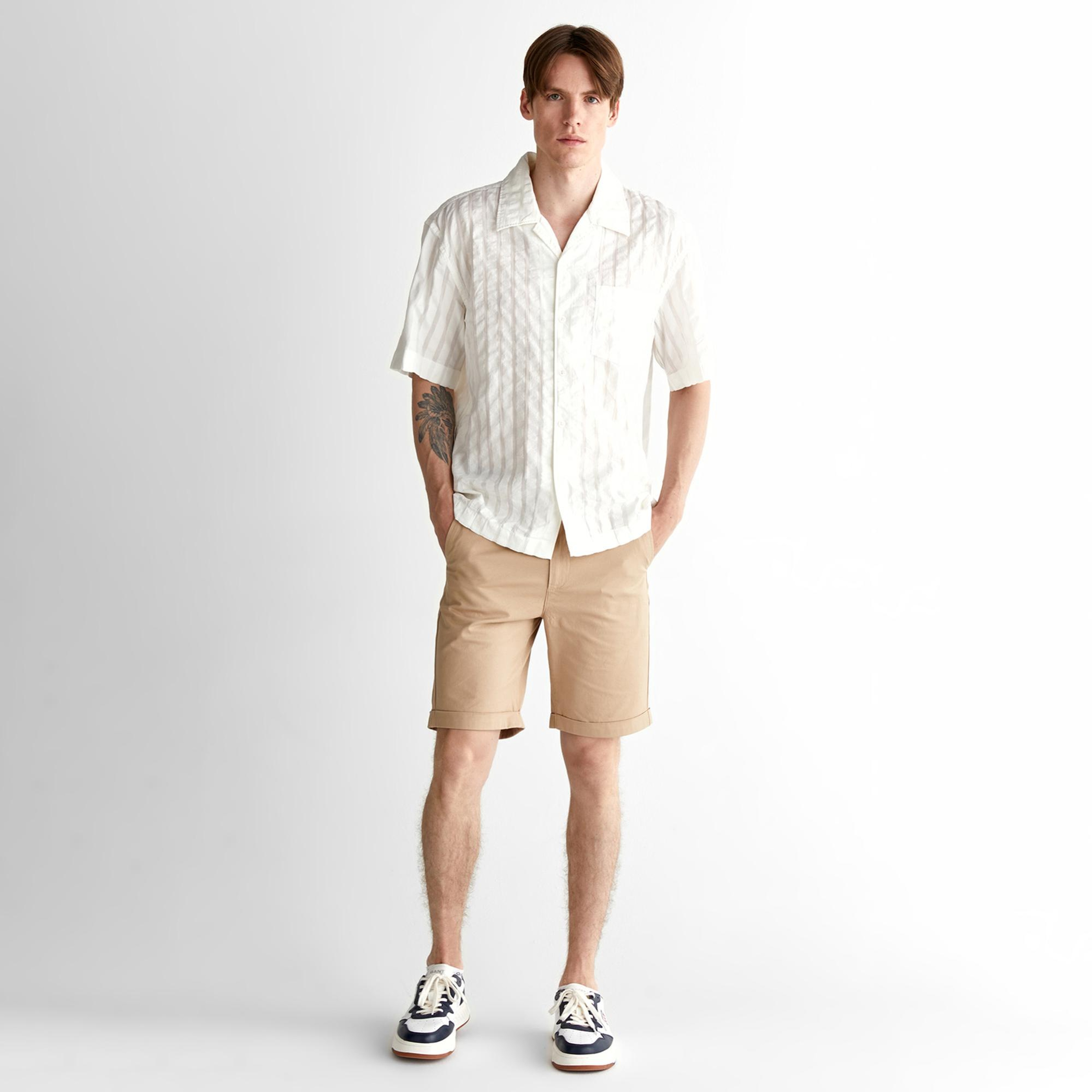 GANT Erkek Krem Relaxed Fit Klasik Yaka Çizgili Gömlek