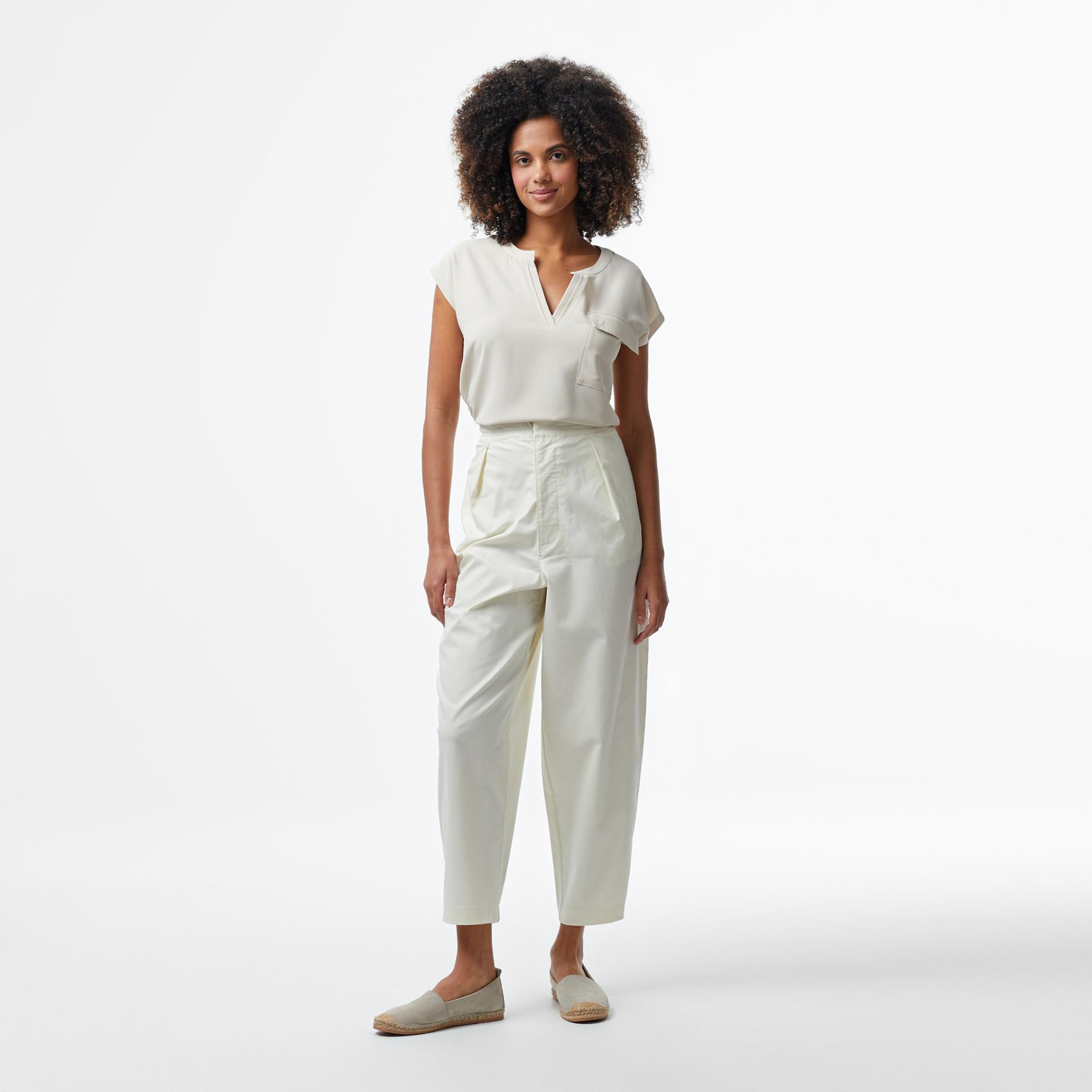 Nautica Kadın Krem Rengi Relaxed Fit Pantolon