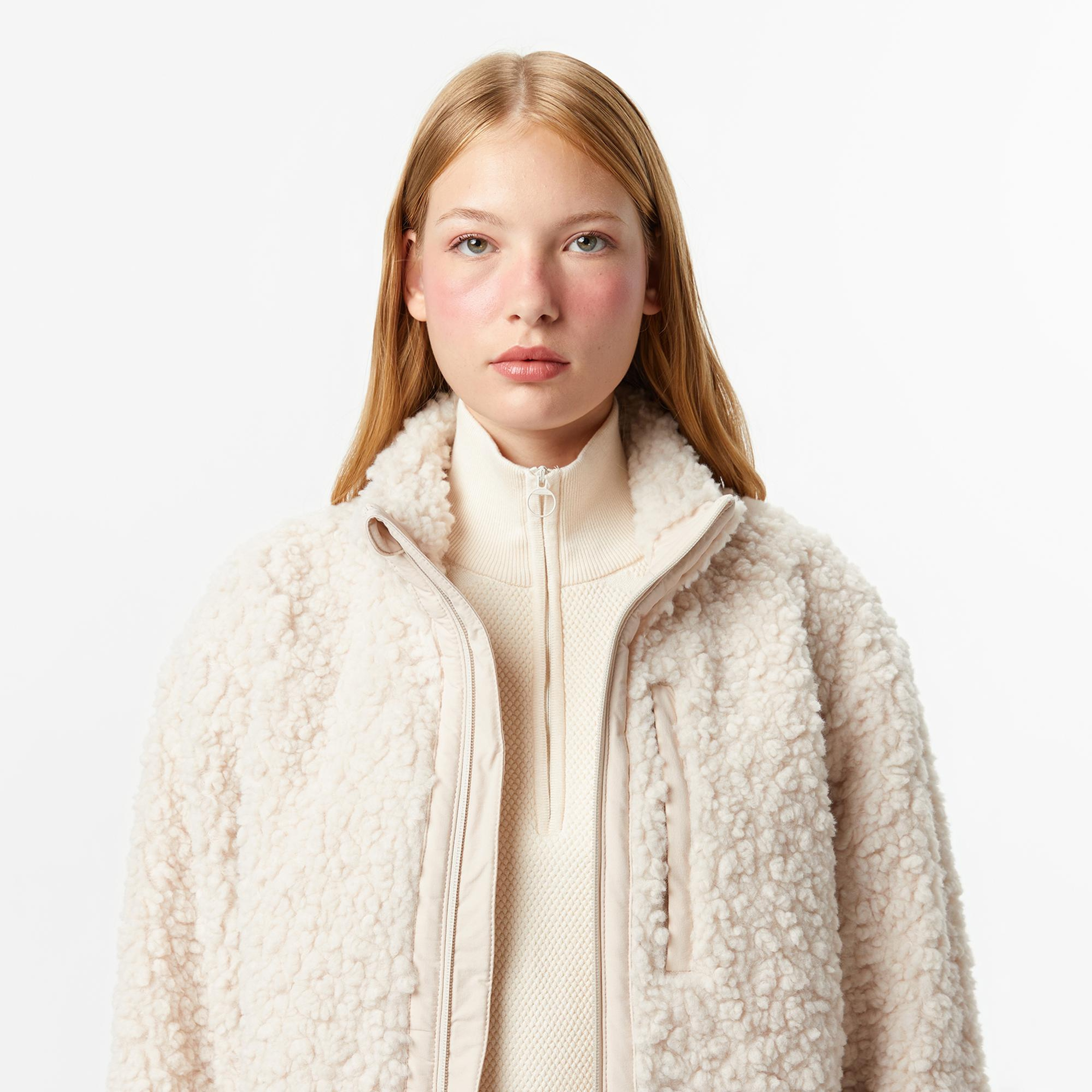 Lacoste Kadın Dik Yaka Beyaz Ceket