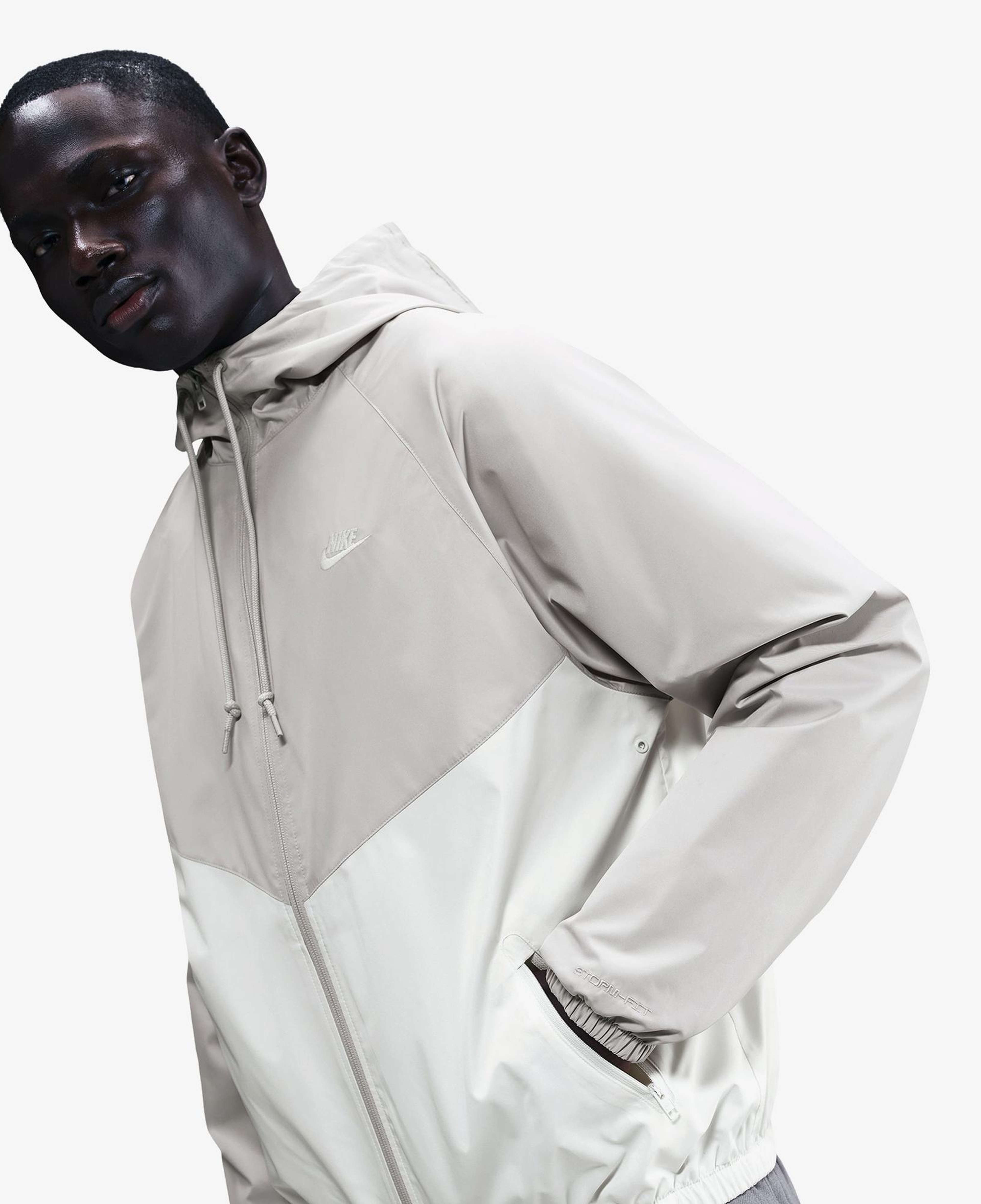 Nike Windrunner Erkek Beyaz Ceket