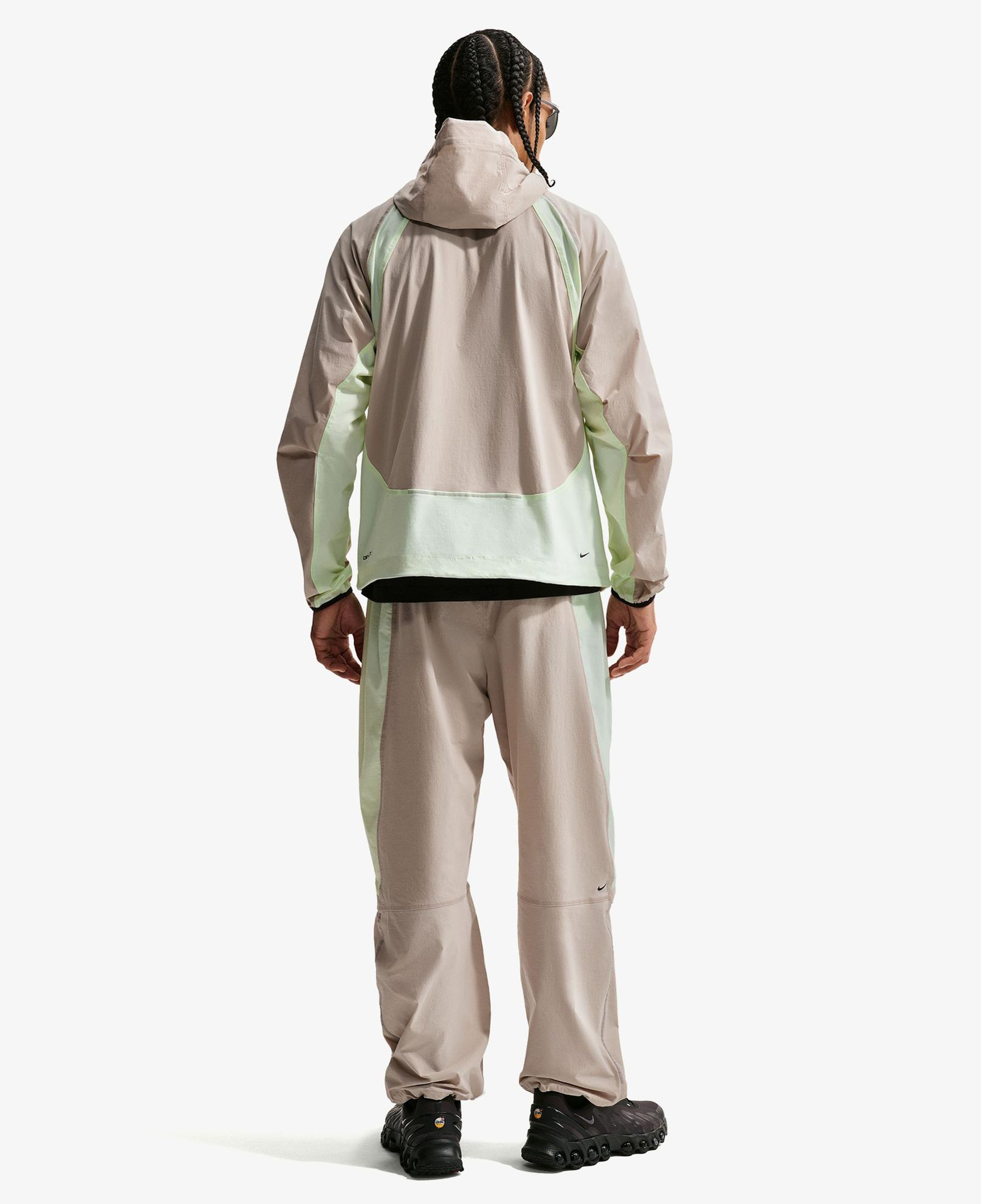 Nike Dri-Fit Tech Erkek Bej Ceket