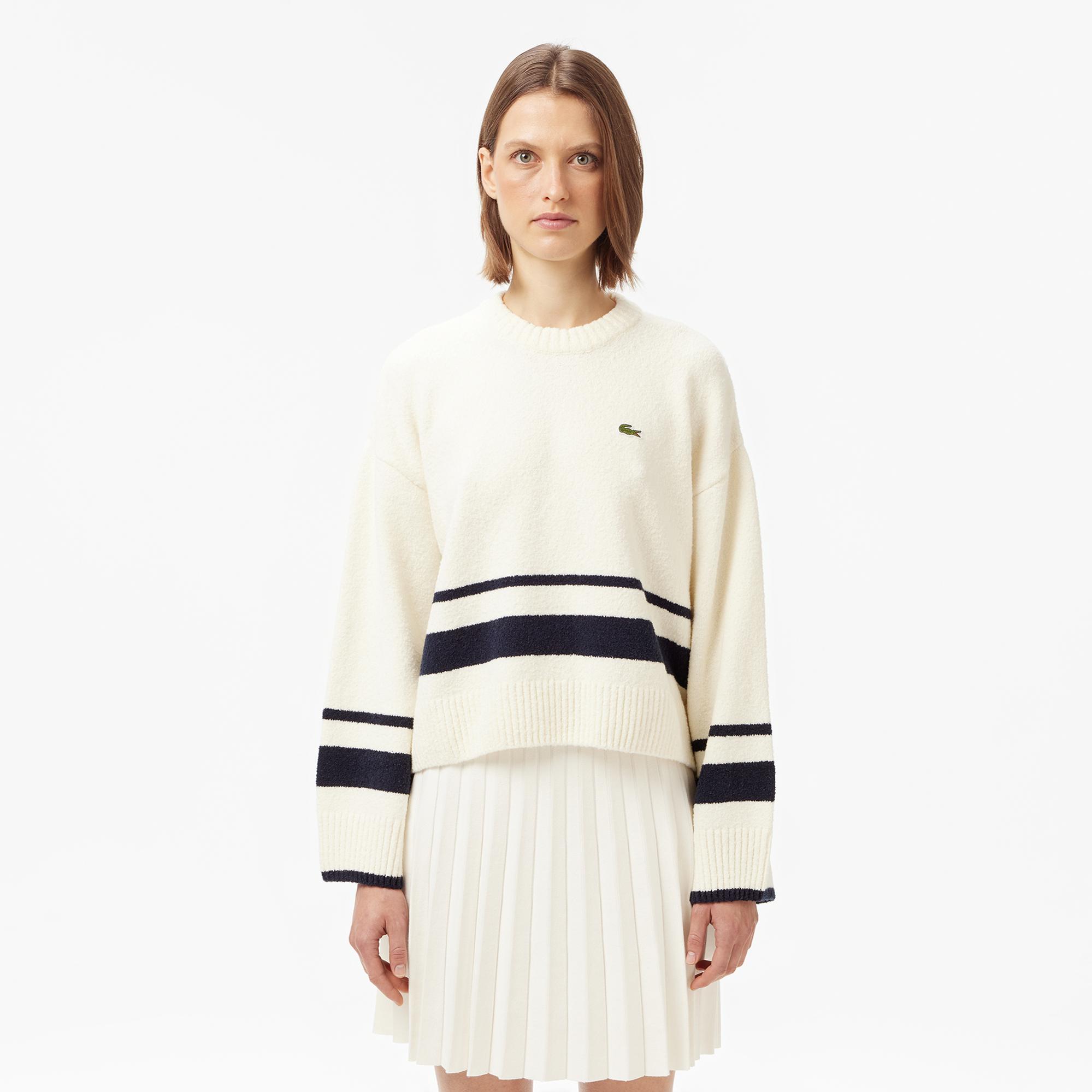 Lacoste Kadın Loose Fit Bisiklet Yaka Çizgili Krem Kazak
