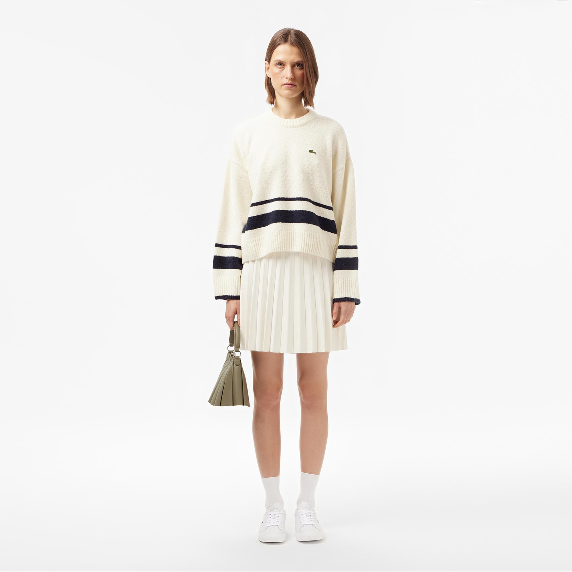 Lacoste Kadın Loose Fit Bisiklet Yaka Çizgili Krem Kazak