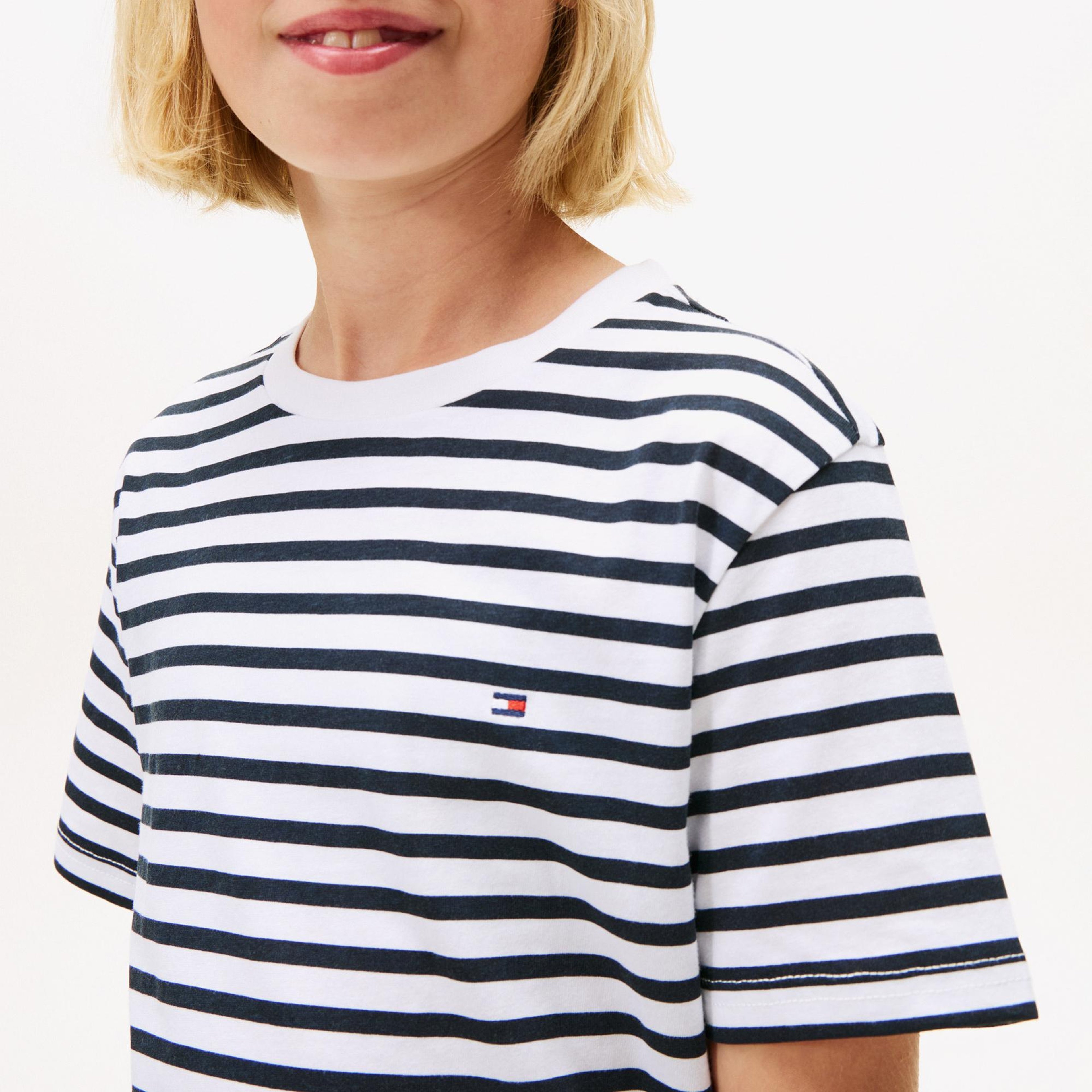 Tommy Hilfiger Signature Ess Çocuk Renkli T-Shirt