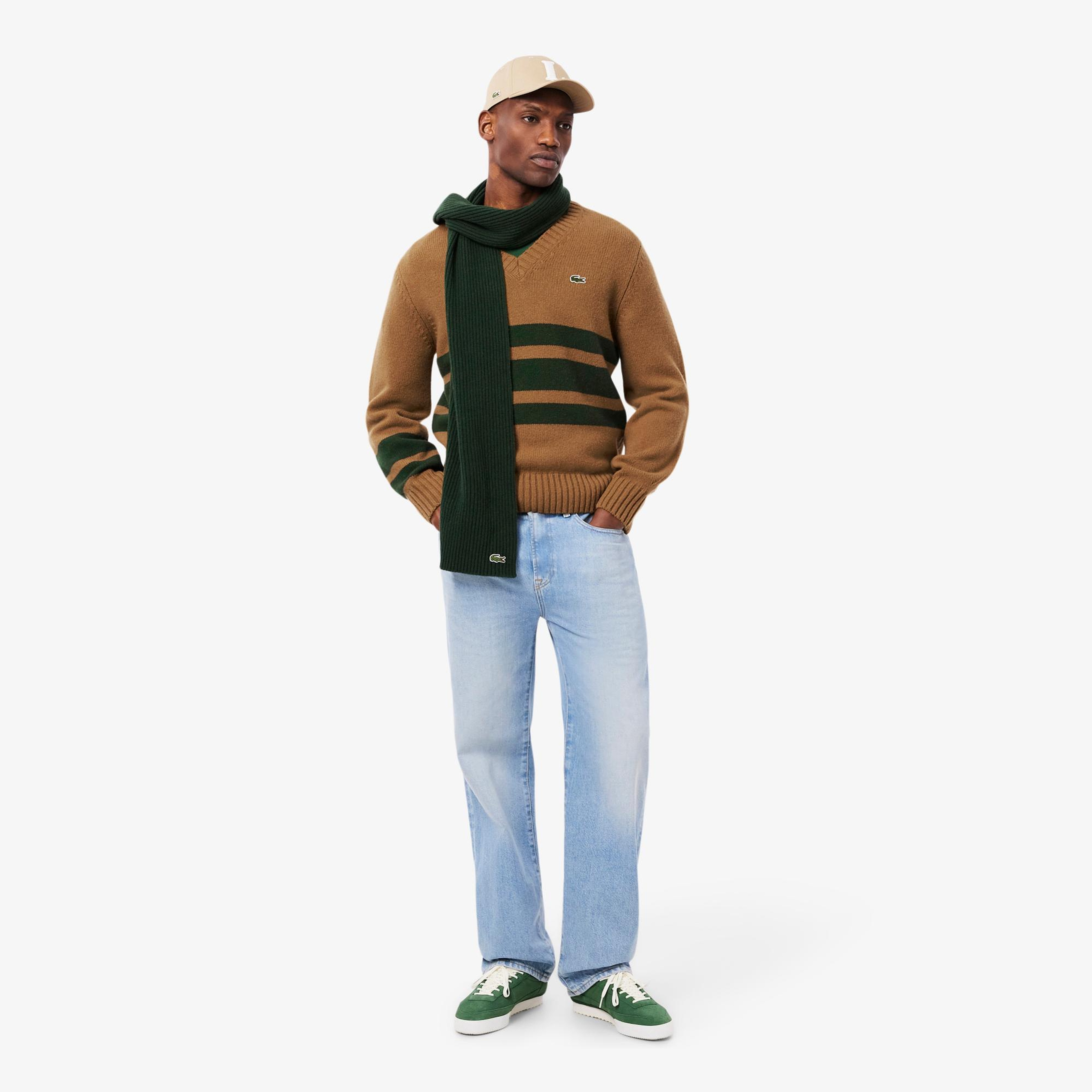 Lacoste Erkek Classic Fit V Yaka Çizgili Kahverengi Kazak