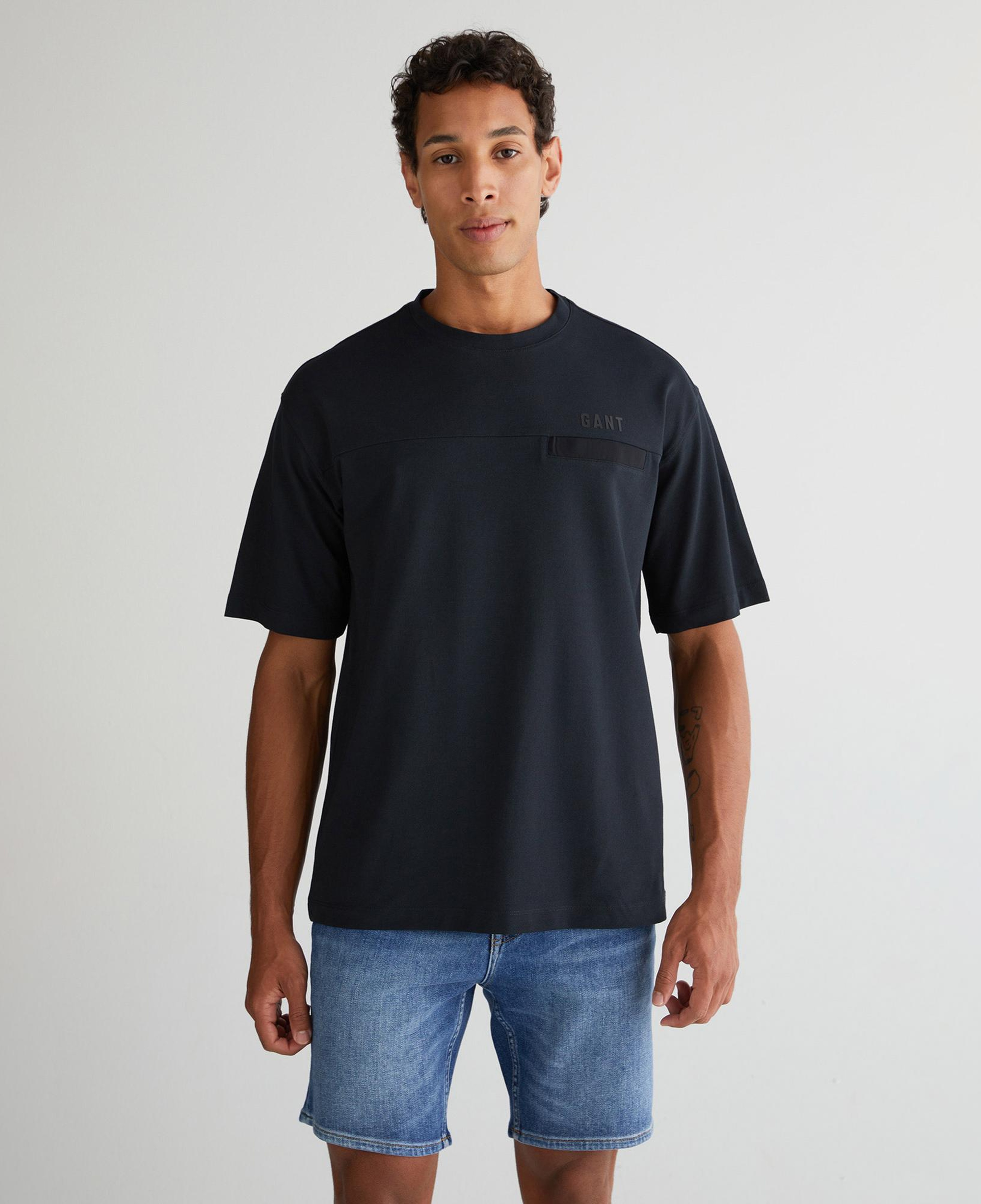 GANT Erkek Siyah Relaxed Fit Bisiklet Yaka Logolu T-Shirt