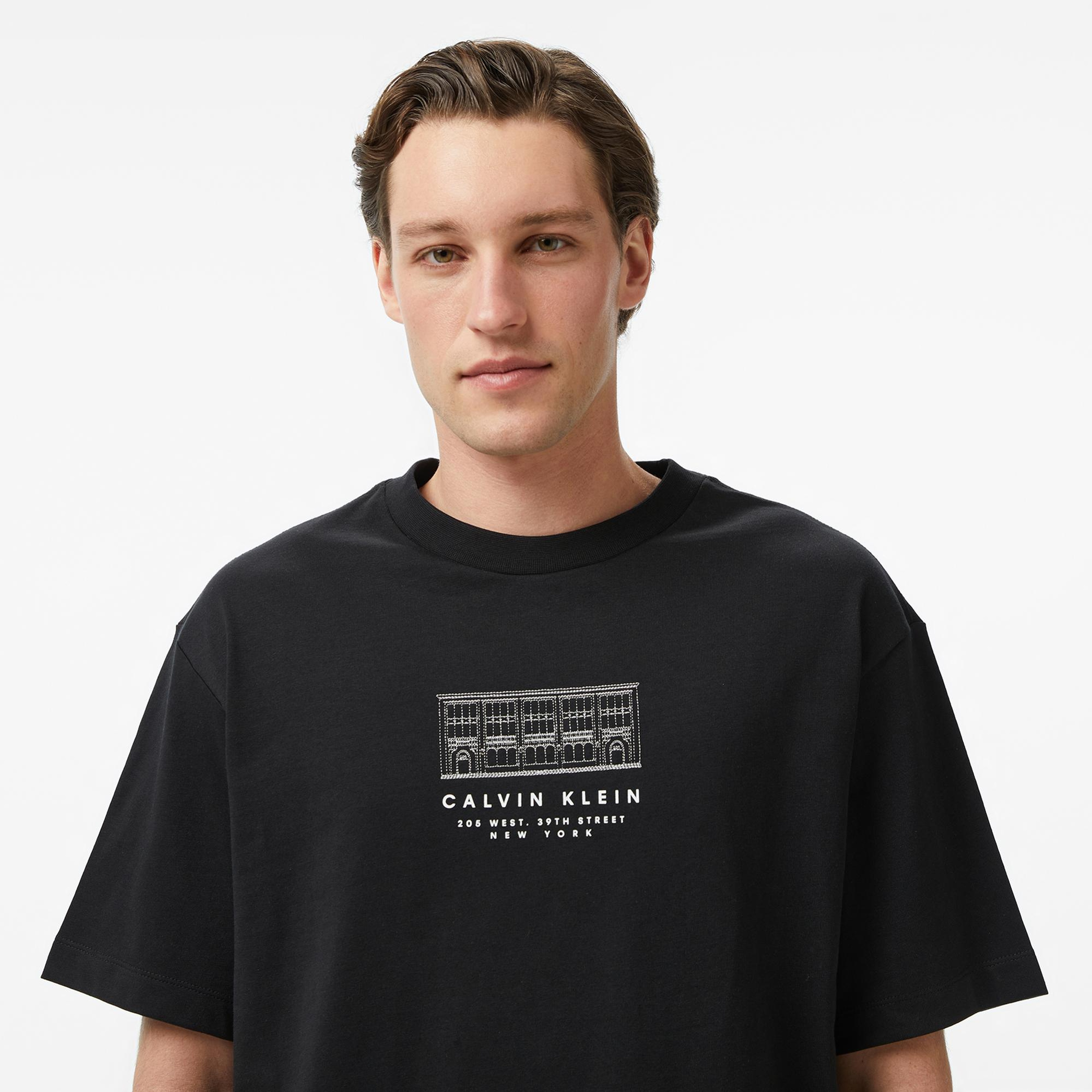 Calvin Klein 16S March Graphic Seasonal Erkek Siyah T-Shirt