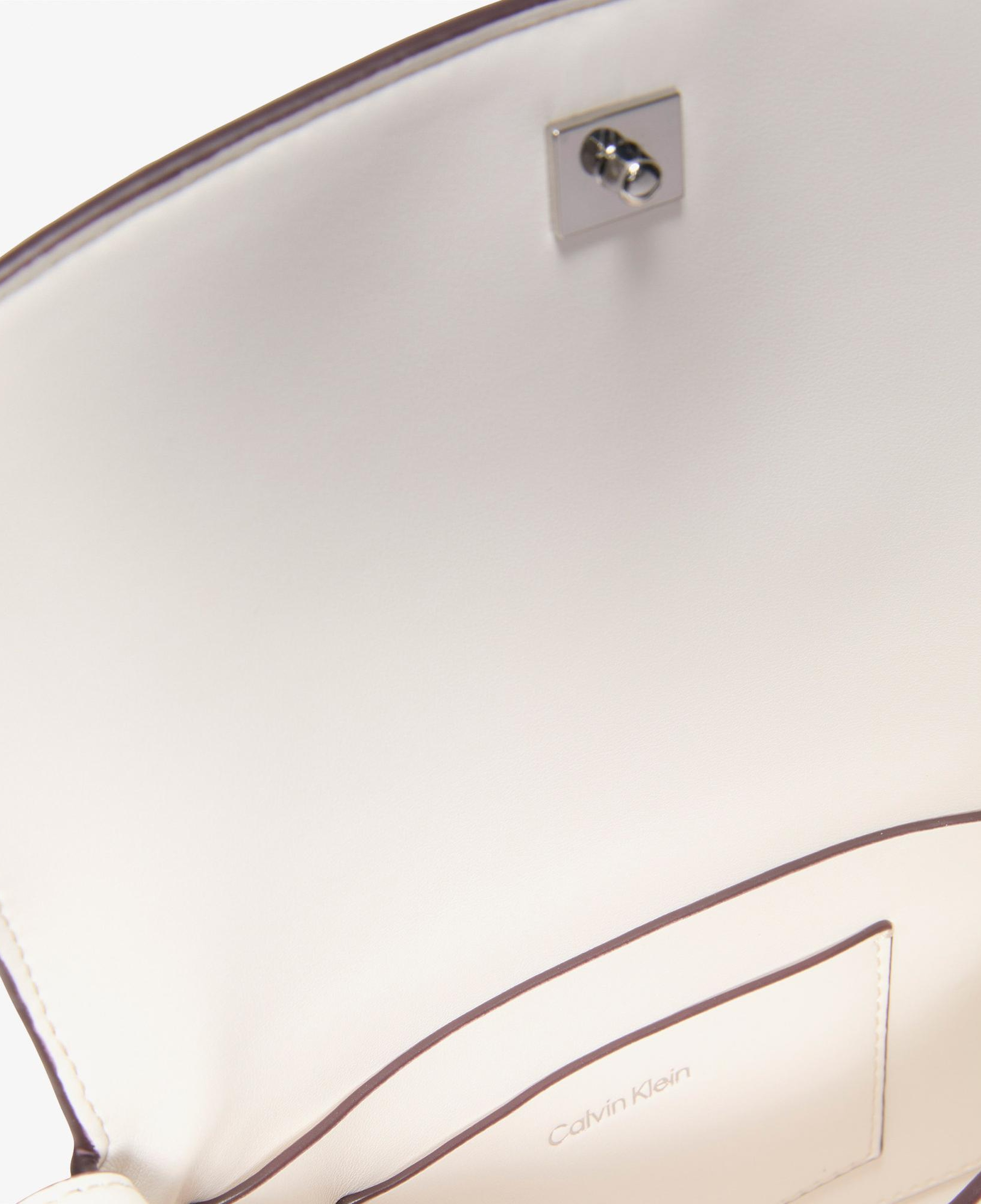 Calvin Klein Flap Camera Kadın Beyaz Çapraz Çanta