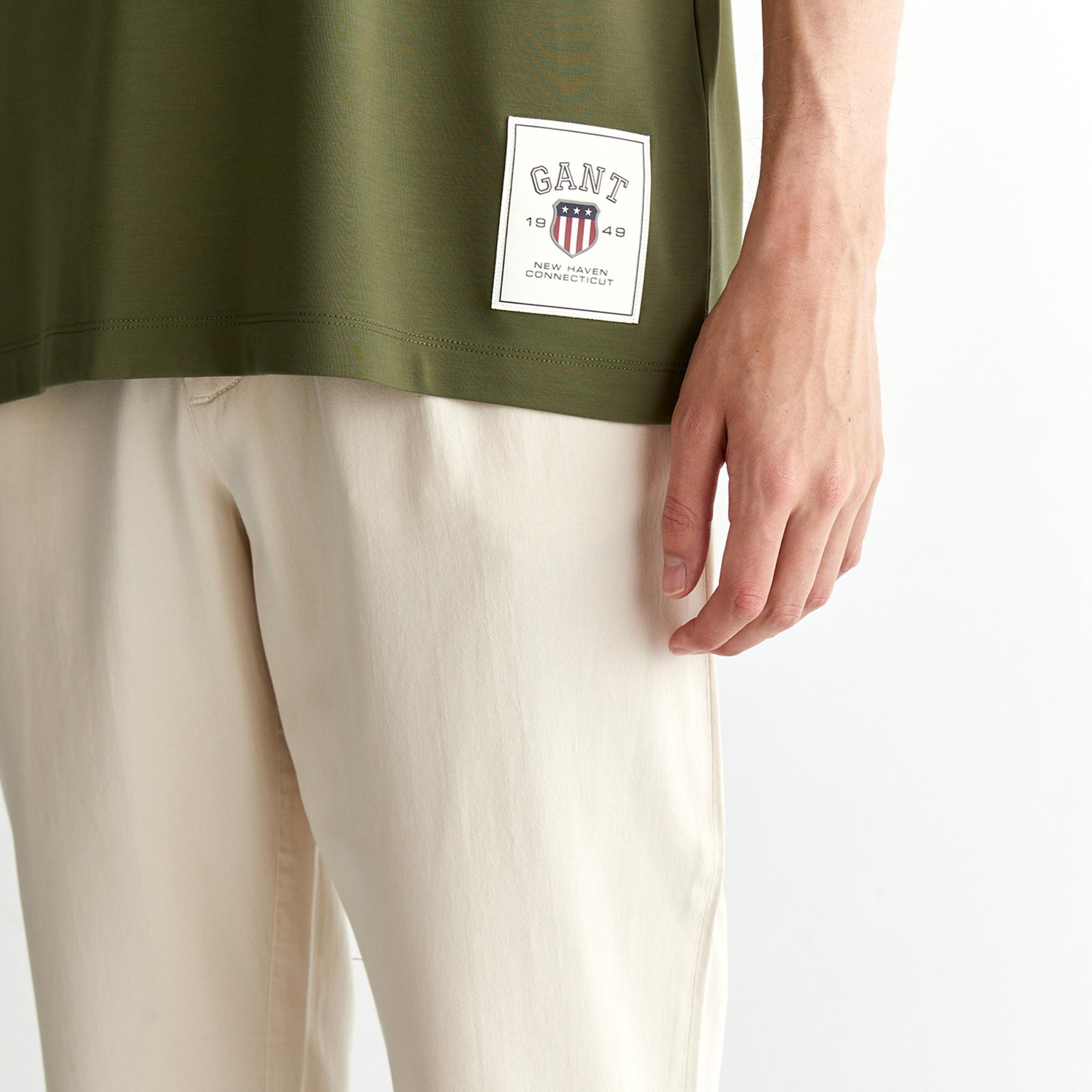 GANT Erkek Yeşil Relaxed Fit Bisiklet Yaka Logolu T-Shirt