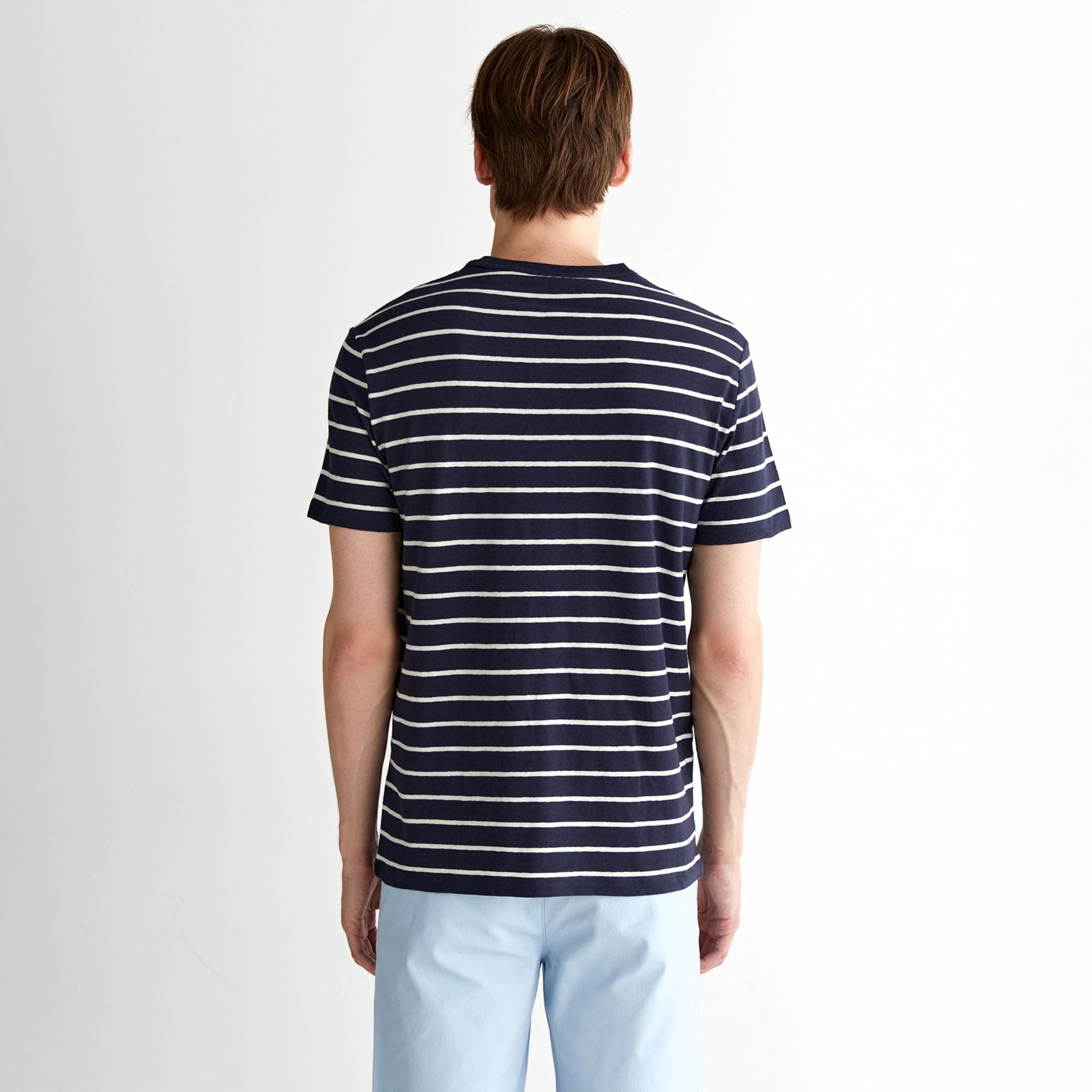 GANT Erkek Lacivert Regular Fit Bisiklet Yaka Çizgili T-Shirt