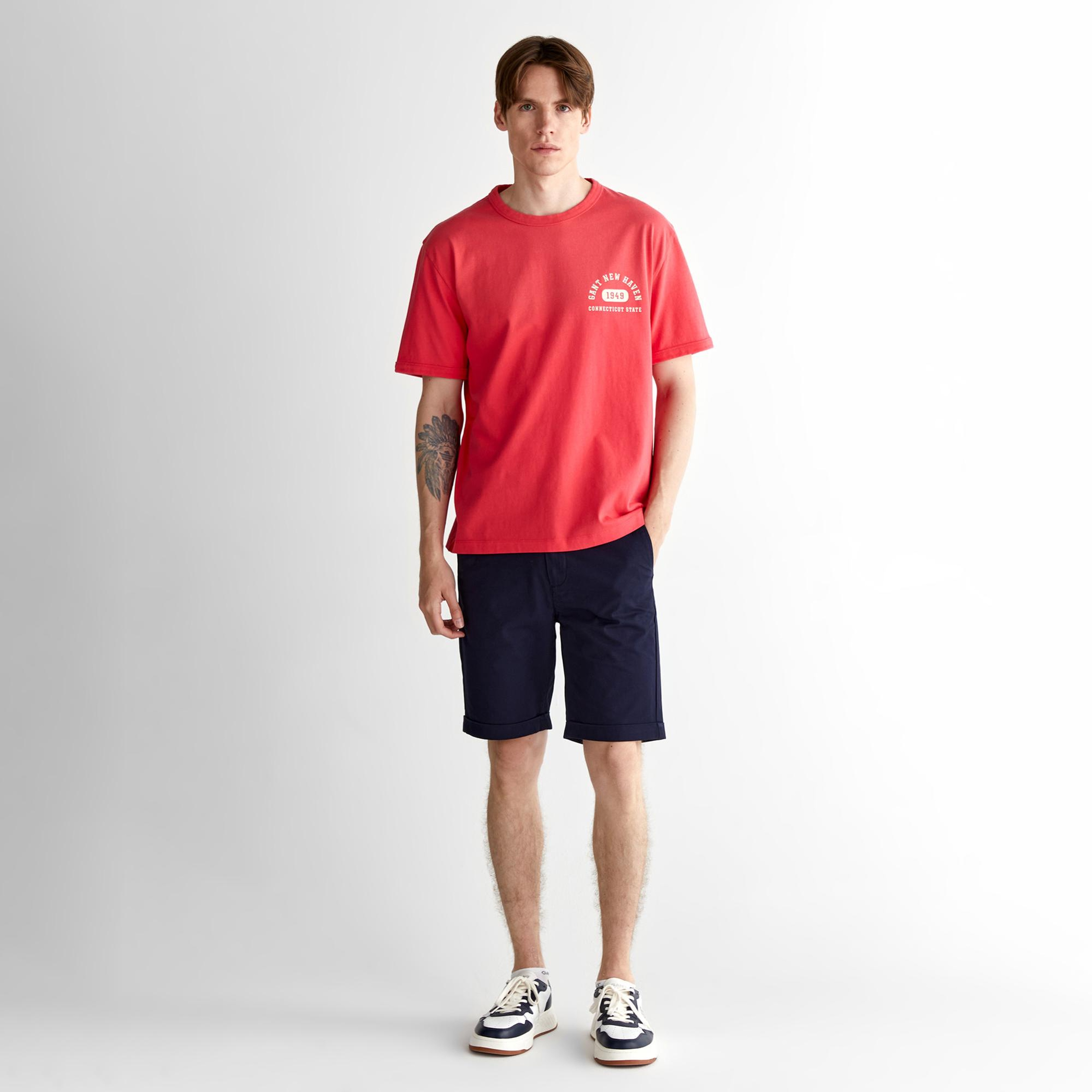 GANT Erkek Kırmızı Relaxed Fit Bisiklet Yaka Logolu T-Shirt