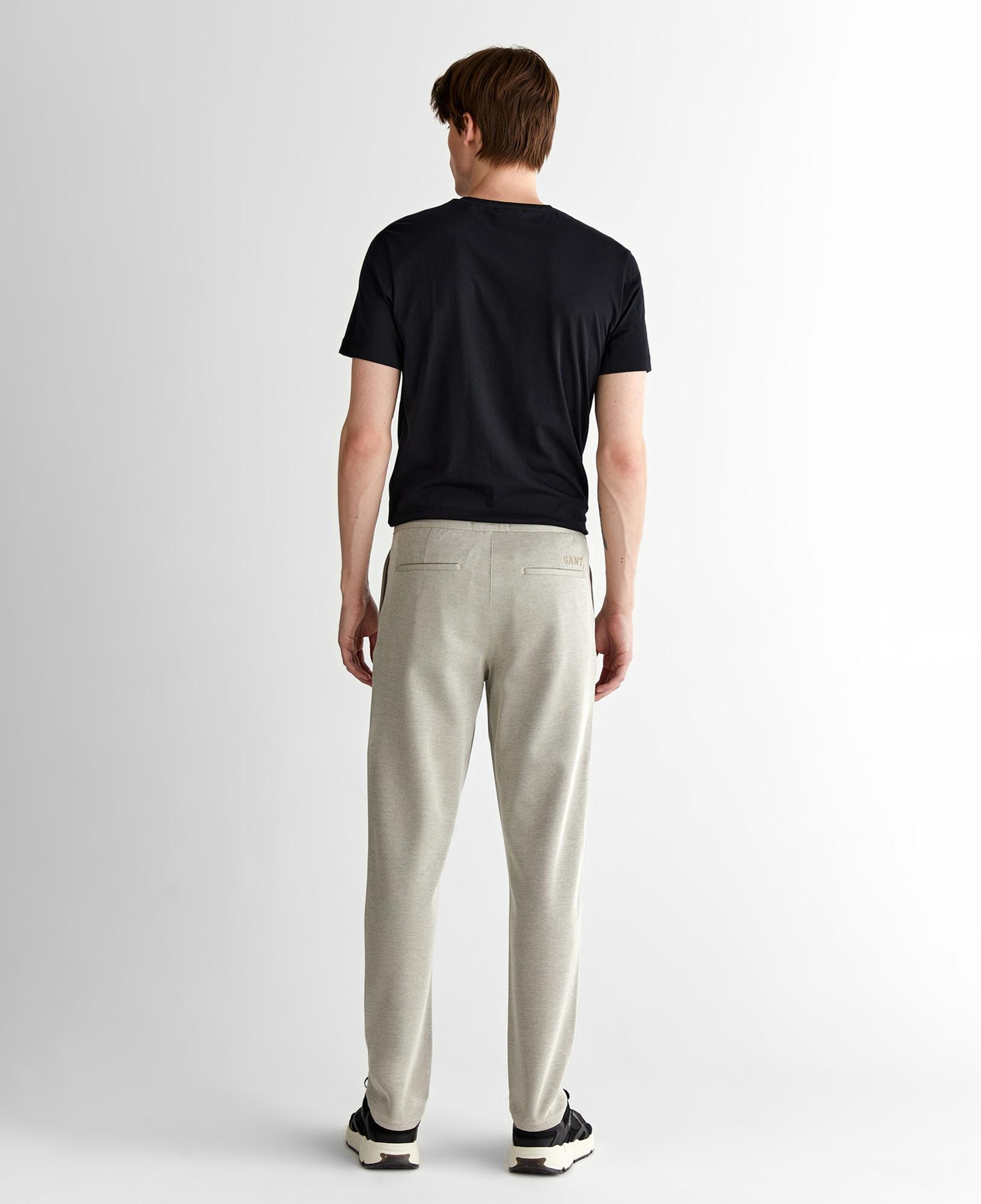 GANT Erkek Bej Jogger Fit Pantolon